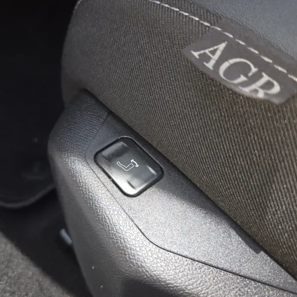 Opel Astra Business Elegance 7
