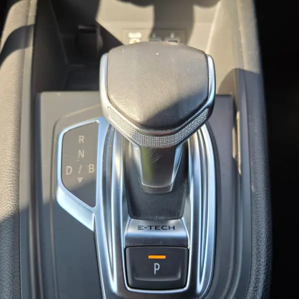 Renault Captur 1.6 R.S. LINE E-Tech Full Hybrid 23