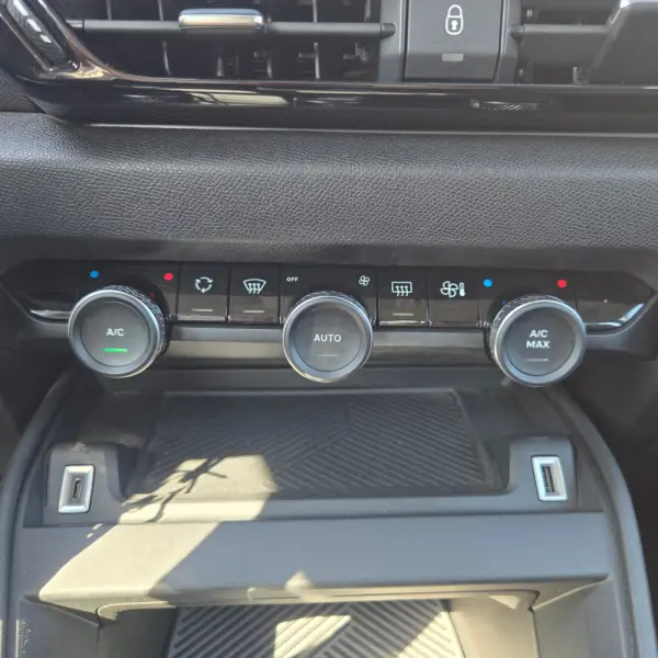 Citroen e-C4 50 kWh Feel Pack 18