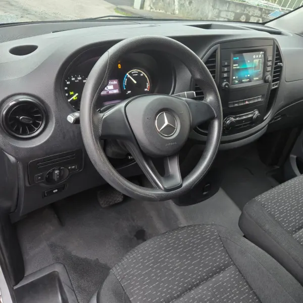 Mercedes-Benz eVito Tourer E-Vitto 41kW 11