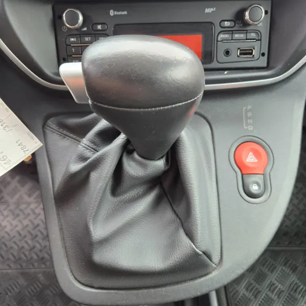 Renault Kangoo Z.E. 33 12