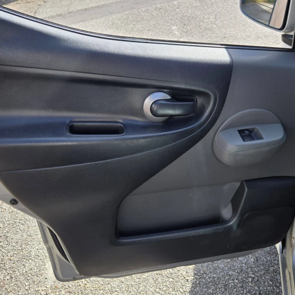 Nissan e-NV200 Evalia 5L Navegador 9