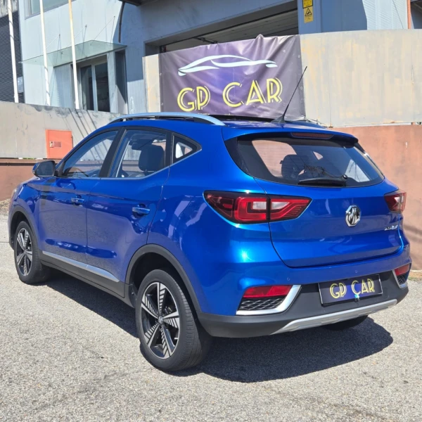 MG ZS 44.5 kWh Luxury 3