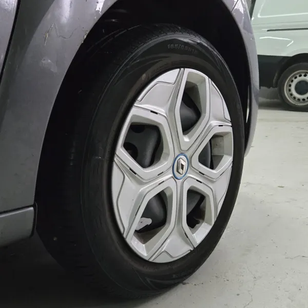 Renault Twingo Z.E. 22 Zen 5