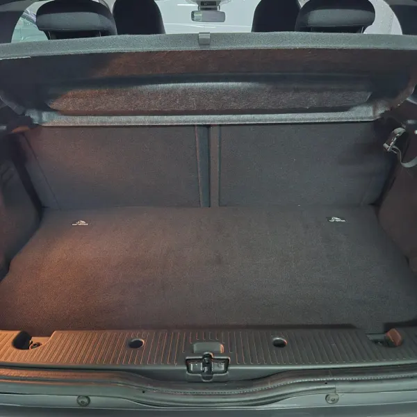 Renault Twingo Z.E. 22 Zen 28