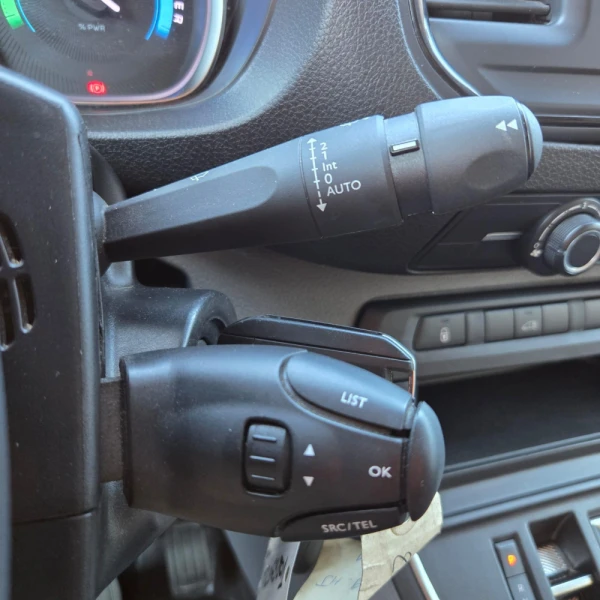 Peugeot e-Expert 75 kWh Semi-Vidrado Premium Standard 12