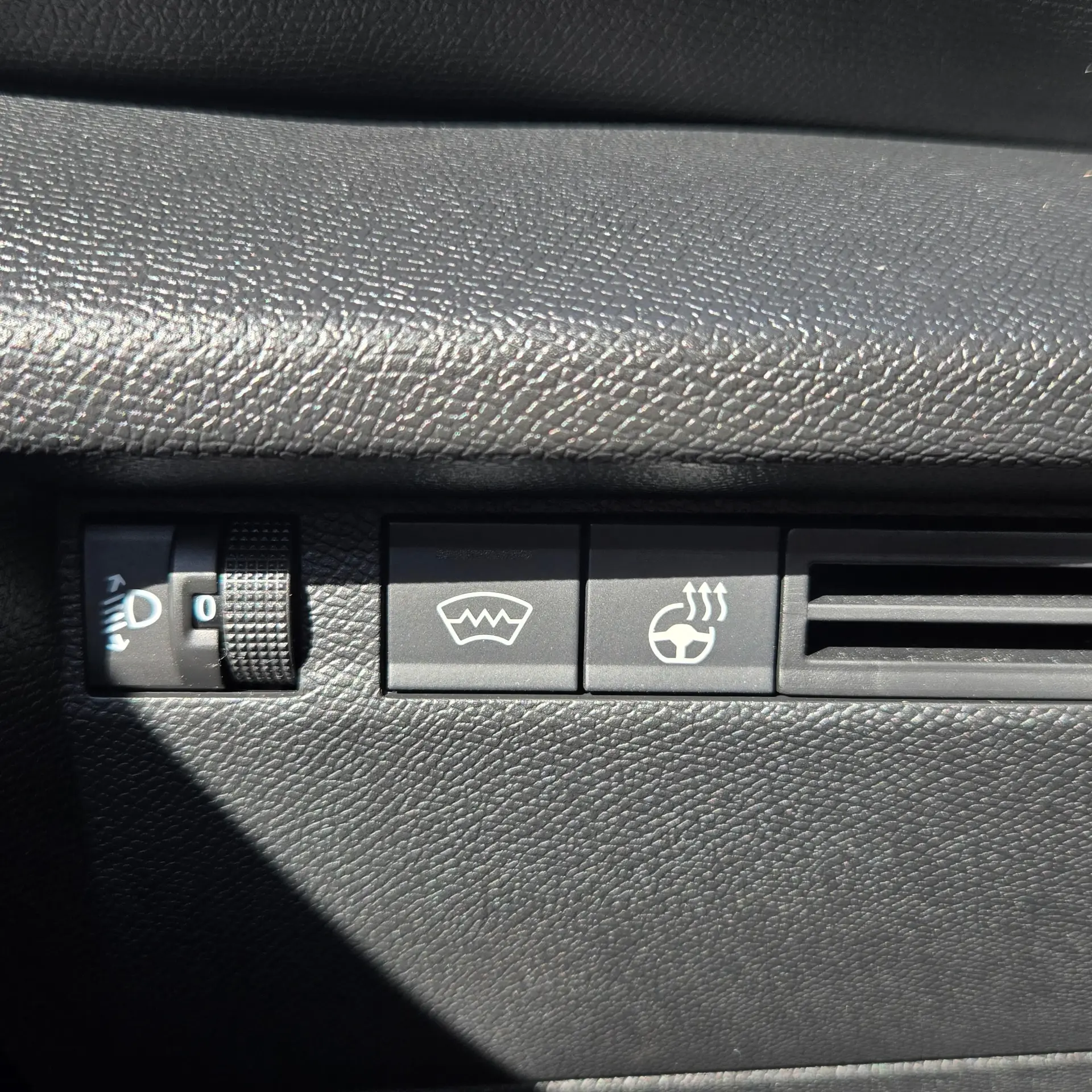 Citroen e-C4 50 kWh Feel Pack 15