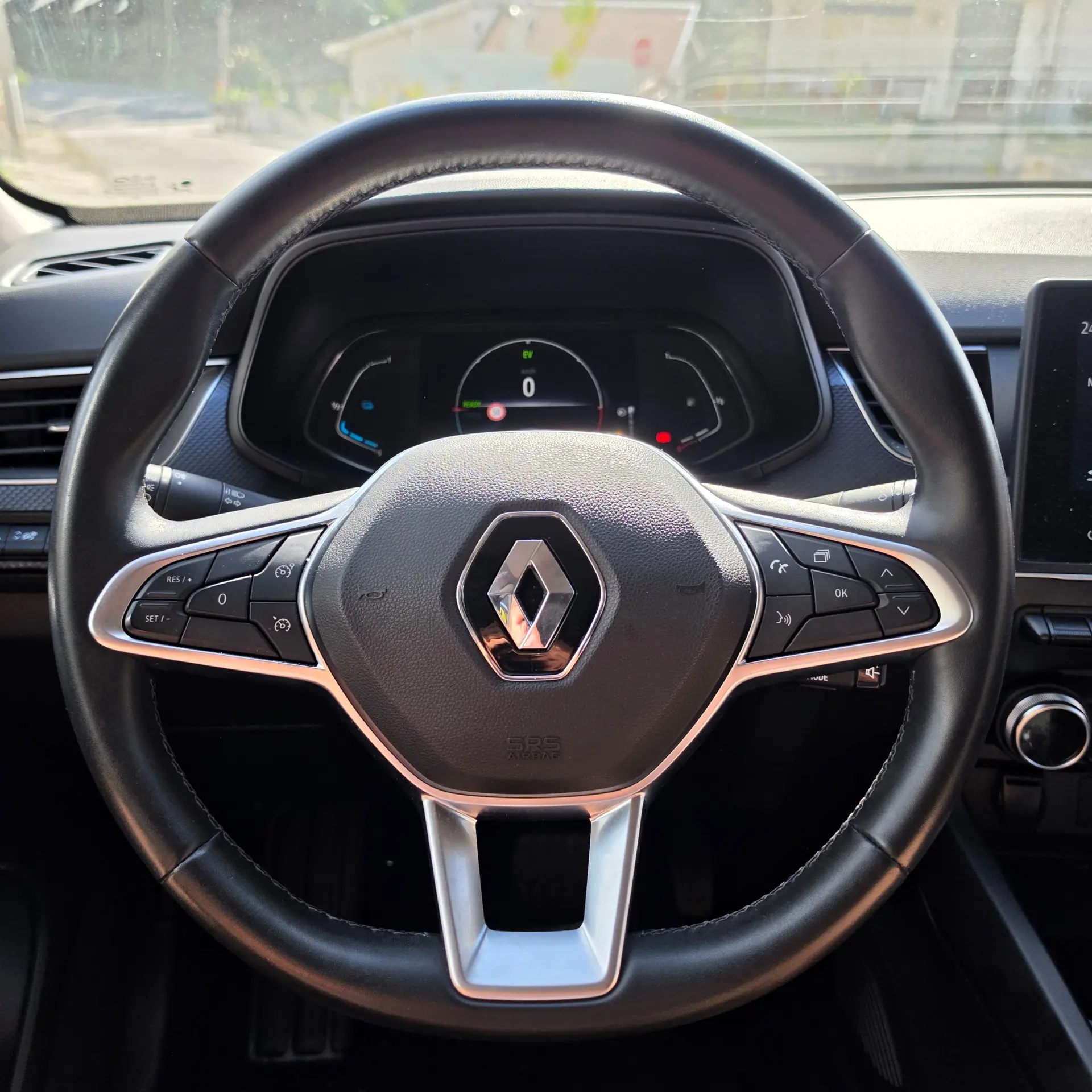 Renault Arkana 1.6 E-Tech Full Hybrid Evolution 12