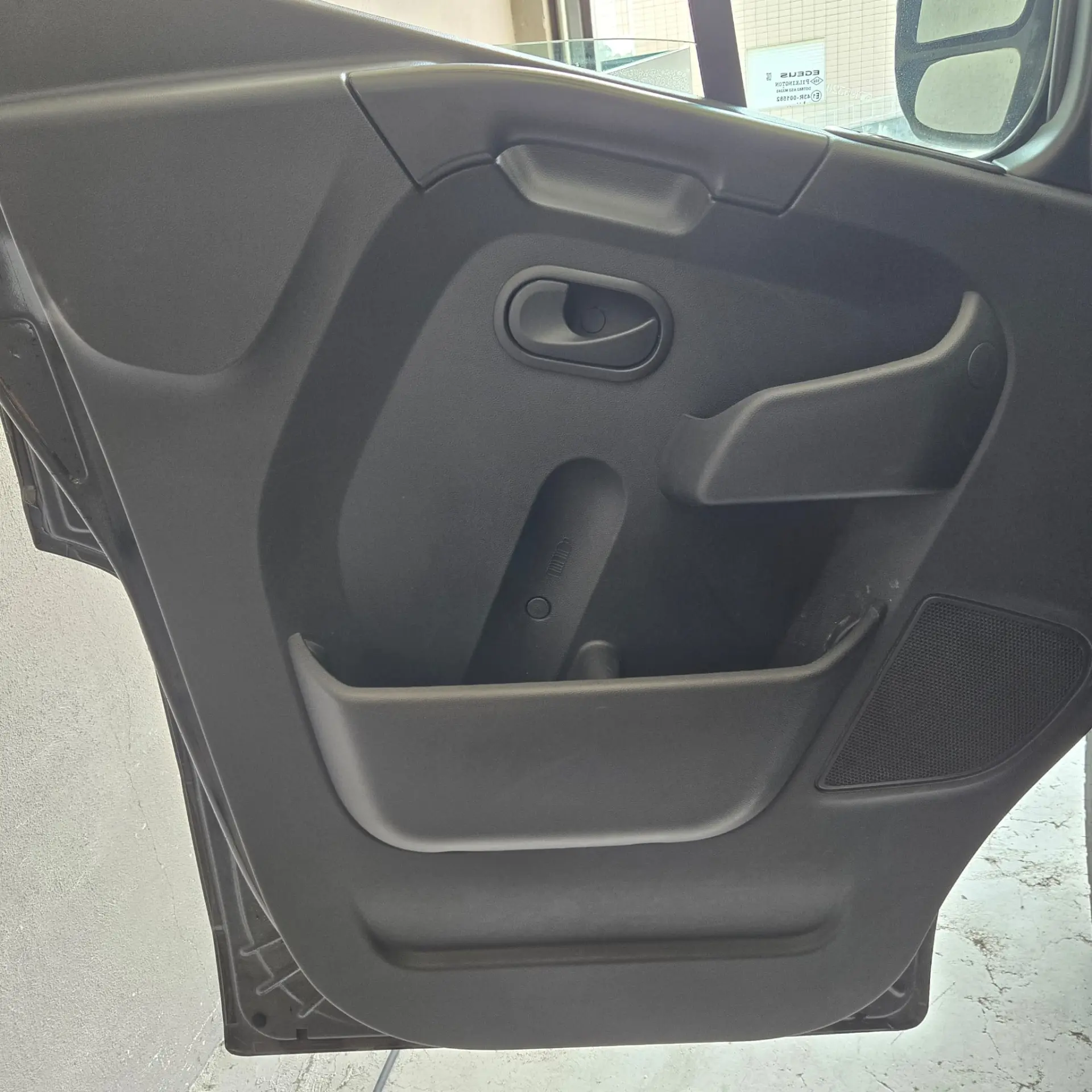 Renault Master E-Tech L3H2 Advance Autonomia Urbana 6