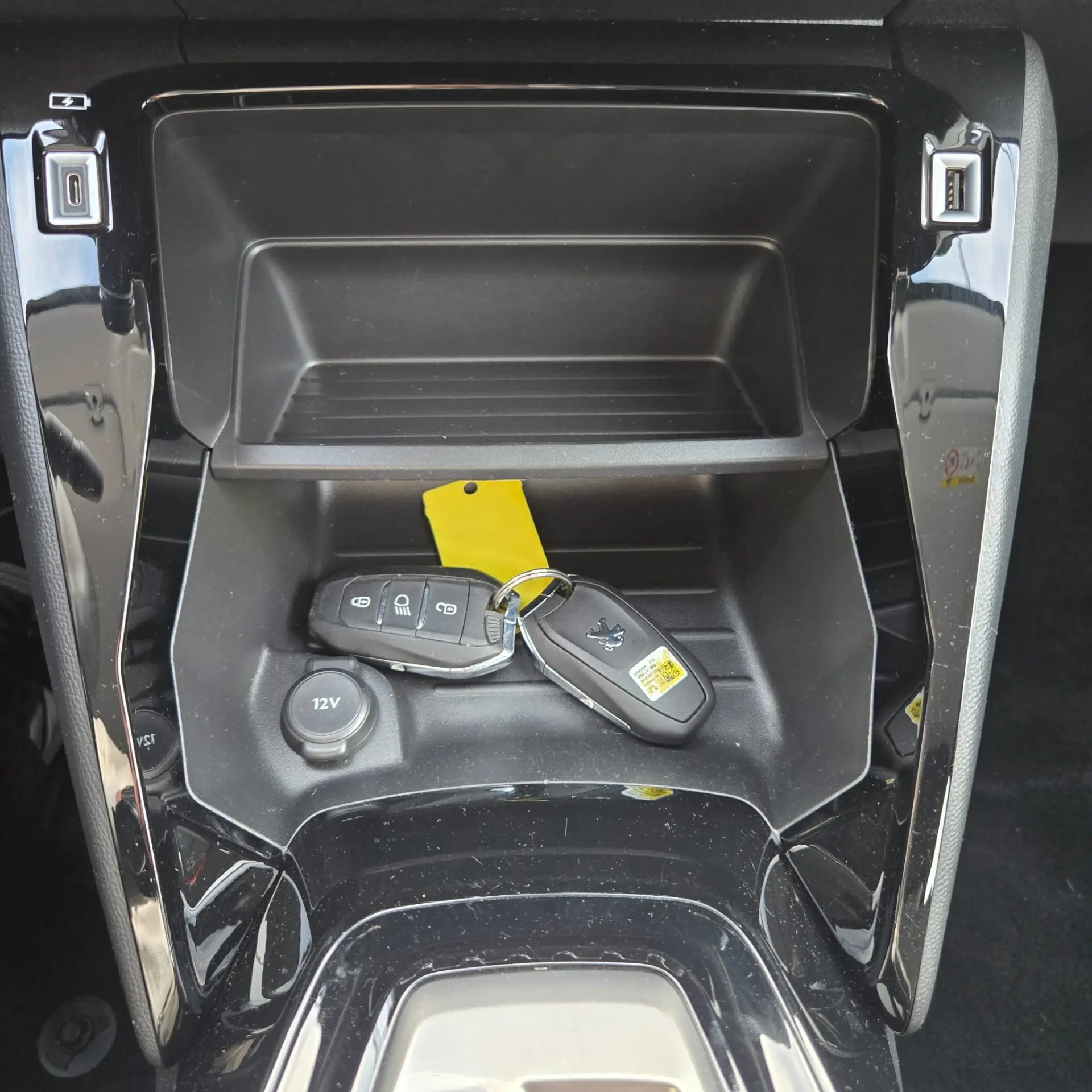 Peugeot e-208 50 kWh Active Pack 19