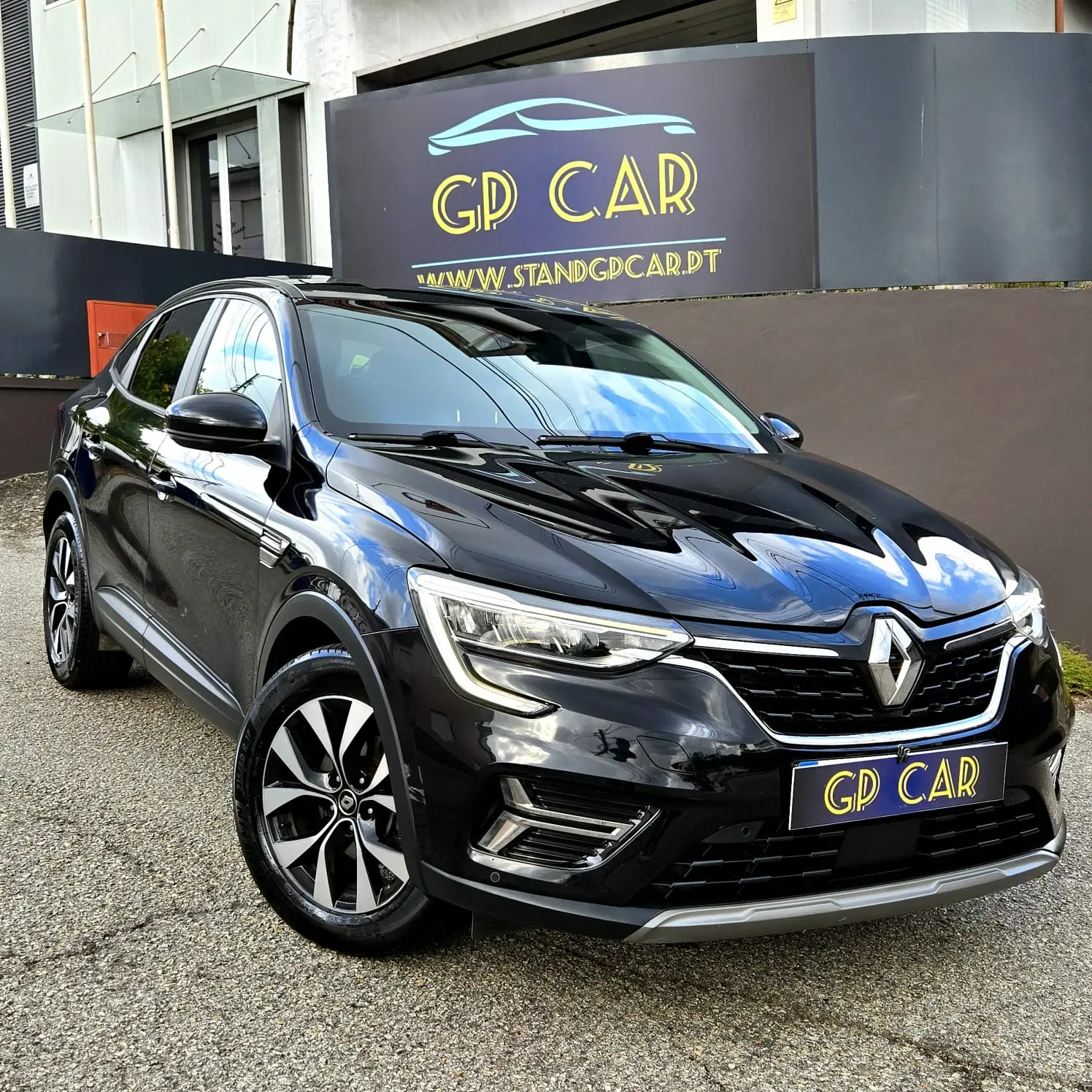 Renault Arkana 1.6 E-Tech Full Hybrid Evolution 1