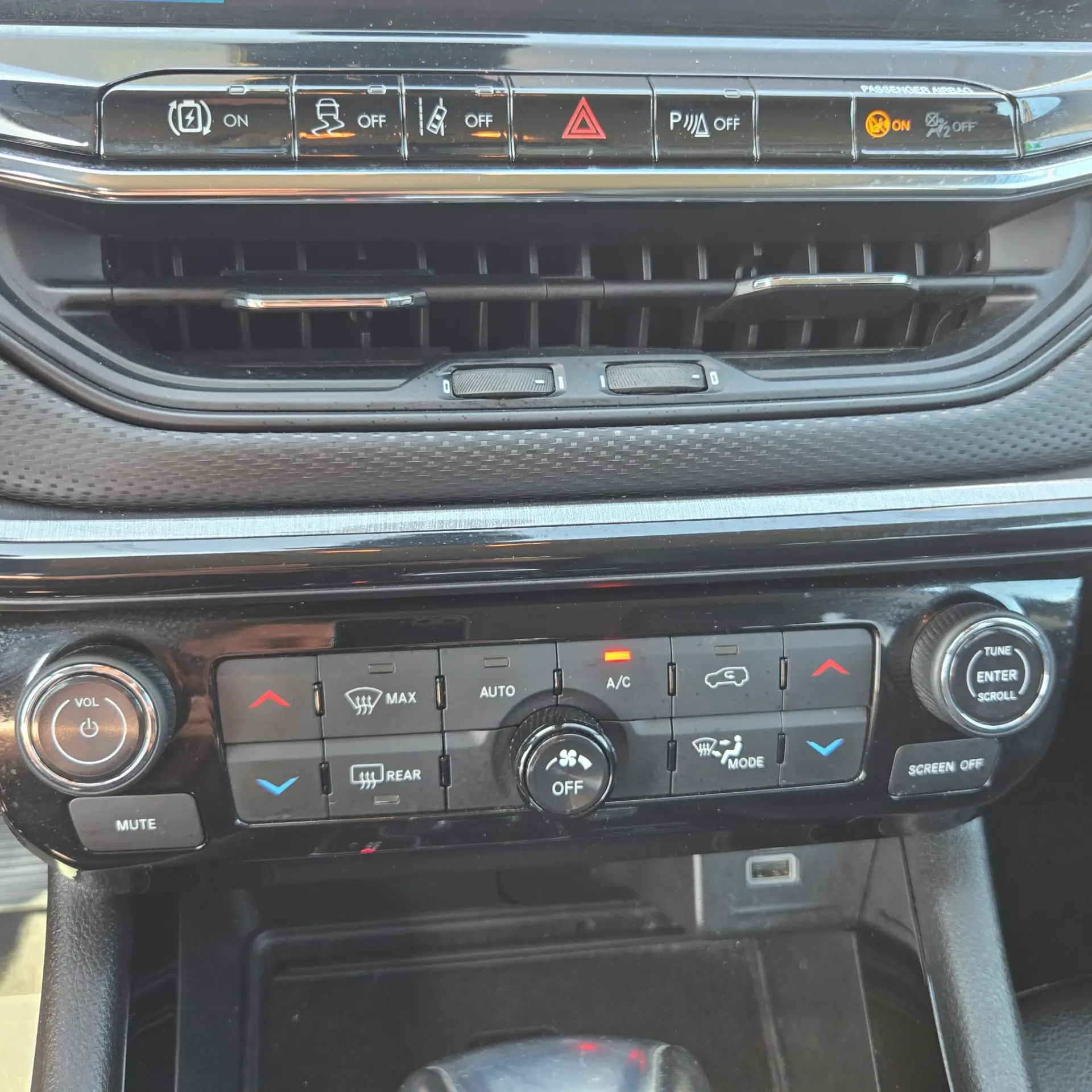 Jeep Compass 1.3 T-GDI 4xe Auto Trailhawk 28