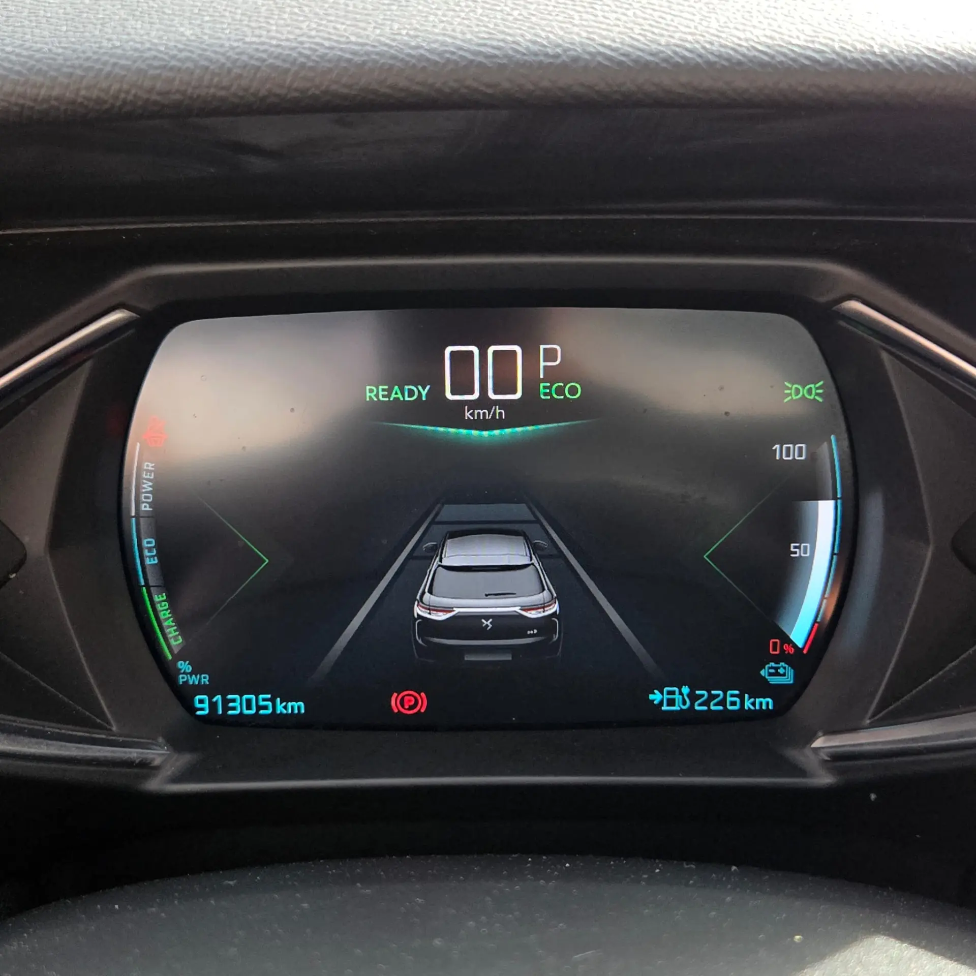 DS DS3 Crossback E-TENSE PERFORMANCE LINE 15