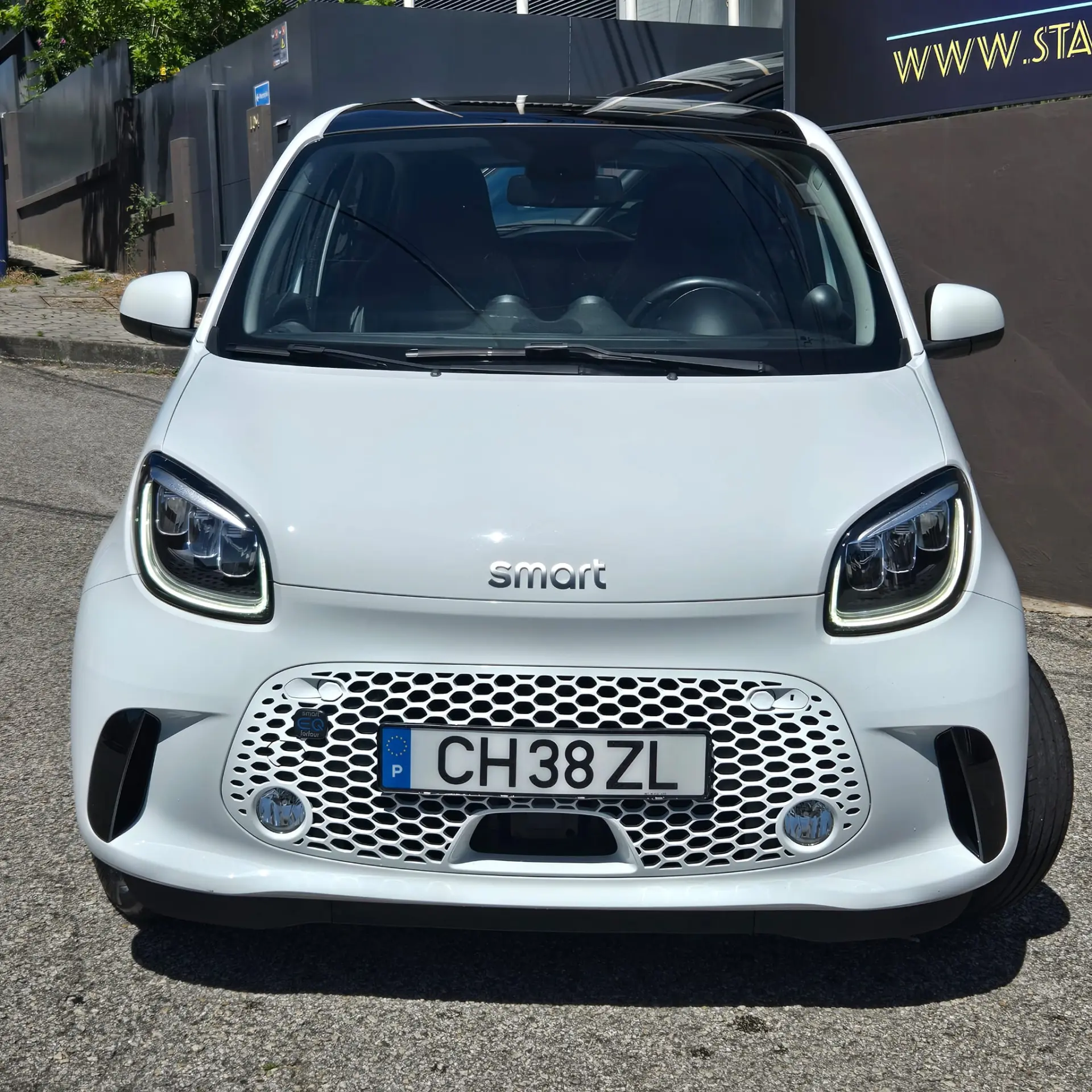 Smart ForFour EQ pulse 2