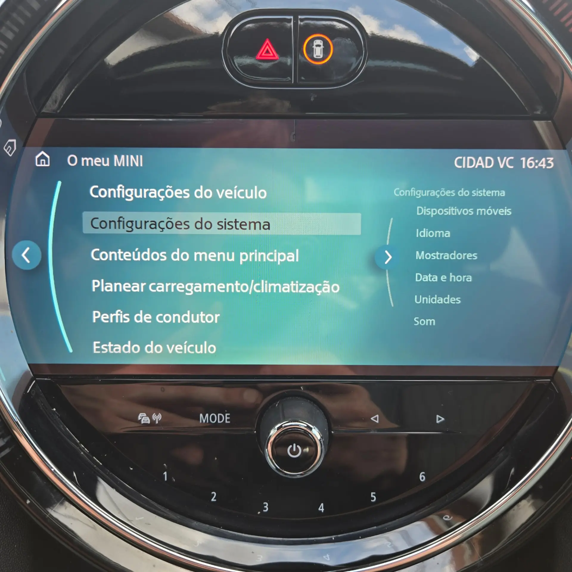 MINI 3 Portas Cooper SE Premium P. Resolute Edition 23