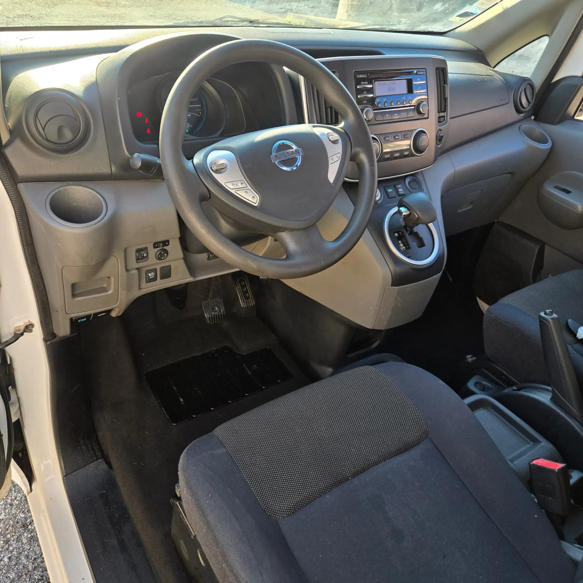 Nissan e-NV200 Evalia NV200 Caixa Hidralica 10