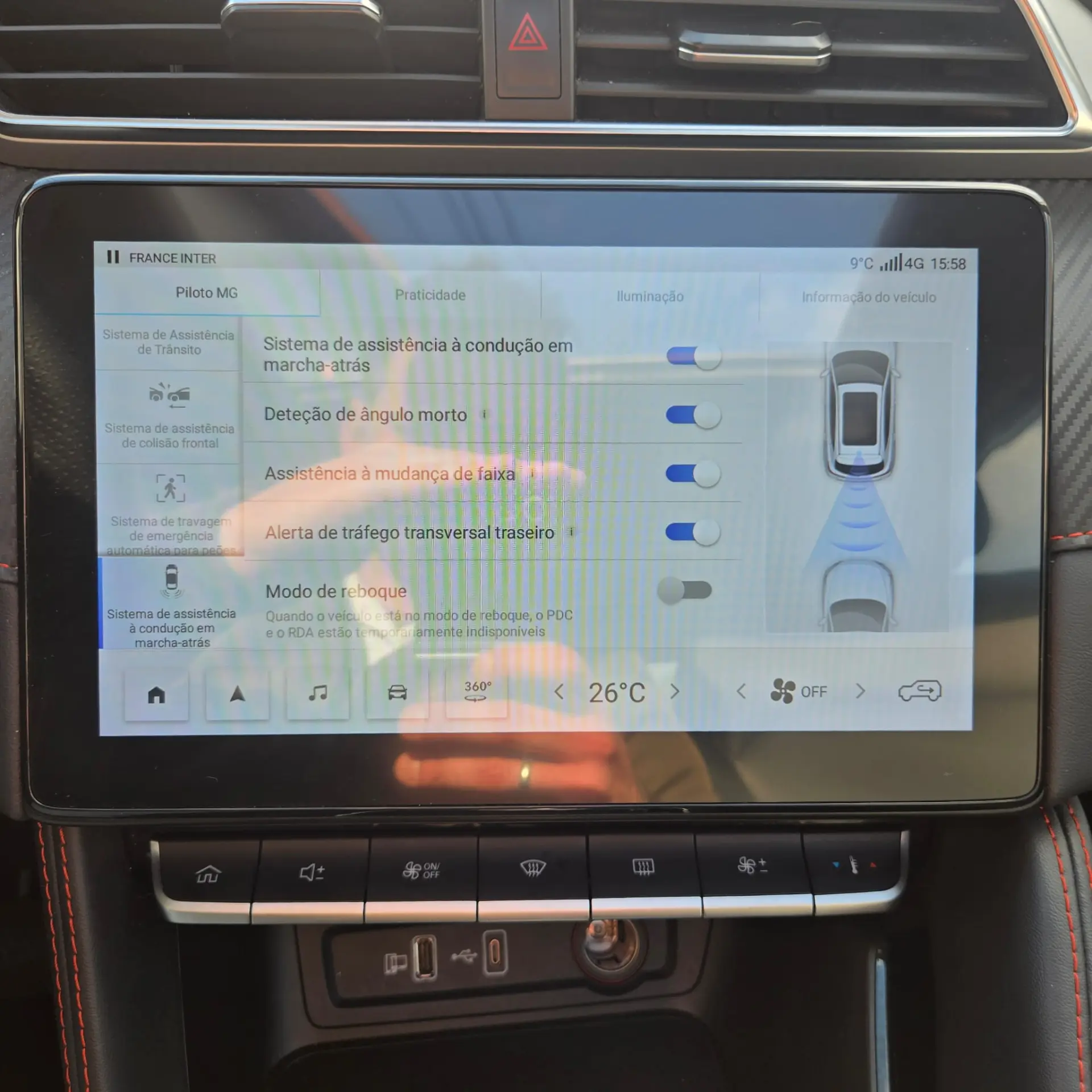 MG ZS Standard Luxury 72KW 31