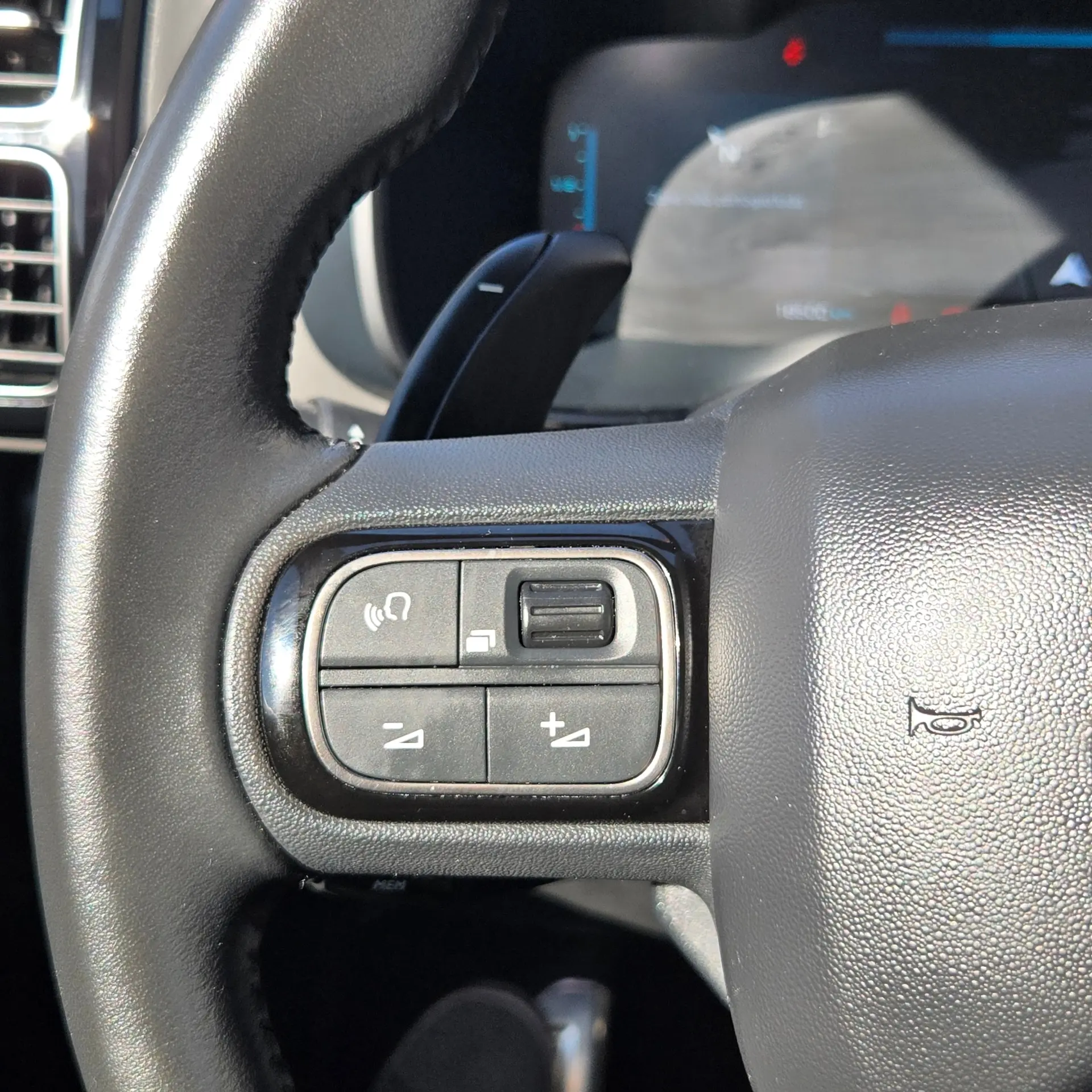 Citroen C5 Aircross 1.6 Hybrid Shine Pack e-EAT8 13