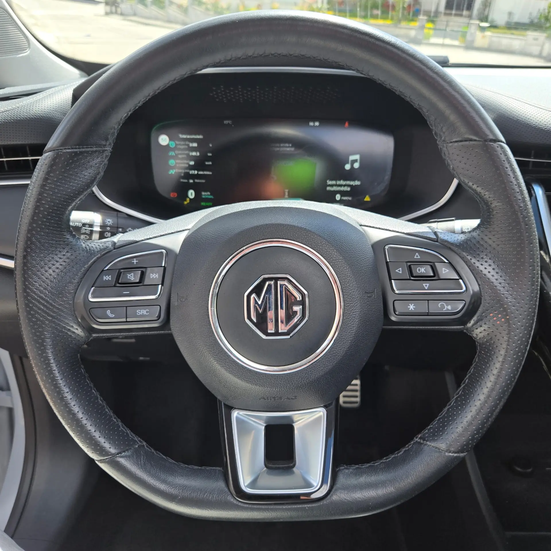 MG Marvel R MG Marvel Luxury 17