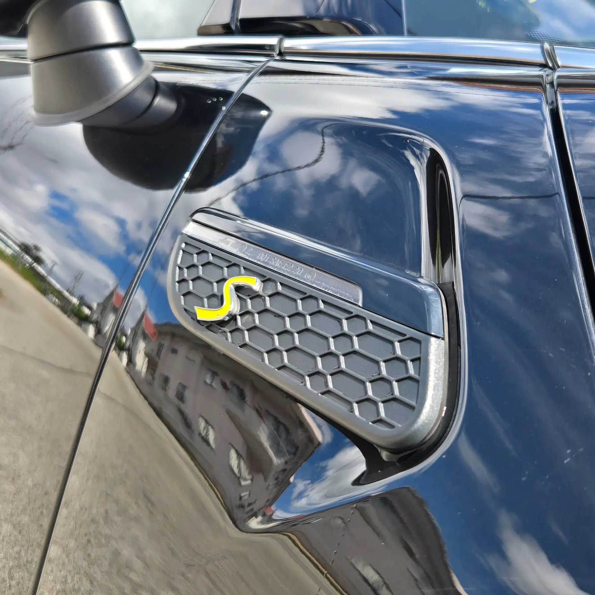 MINI 3 Portas Cooper SE Premium P. Resolute Edition 6