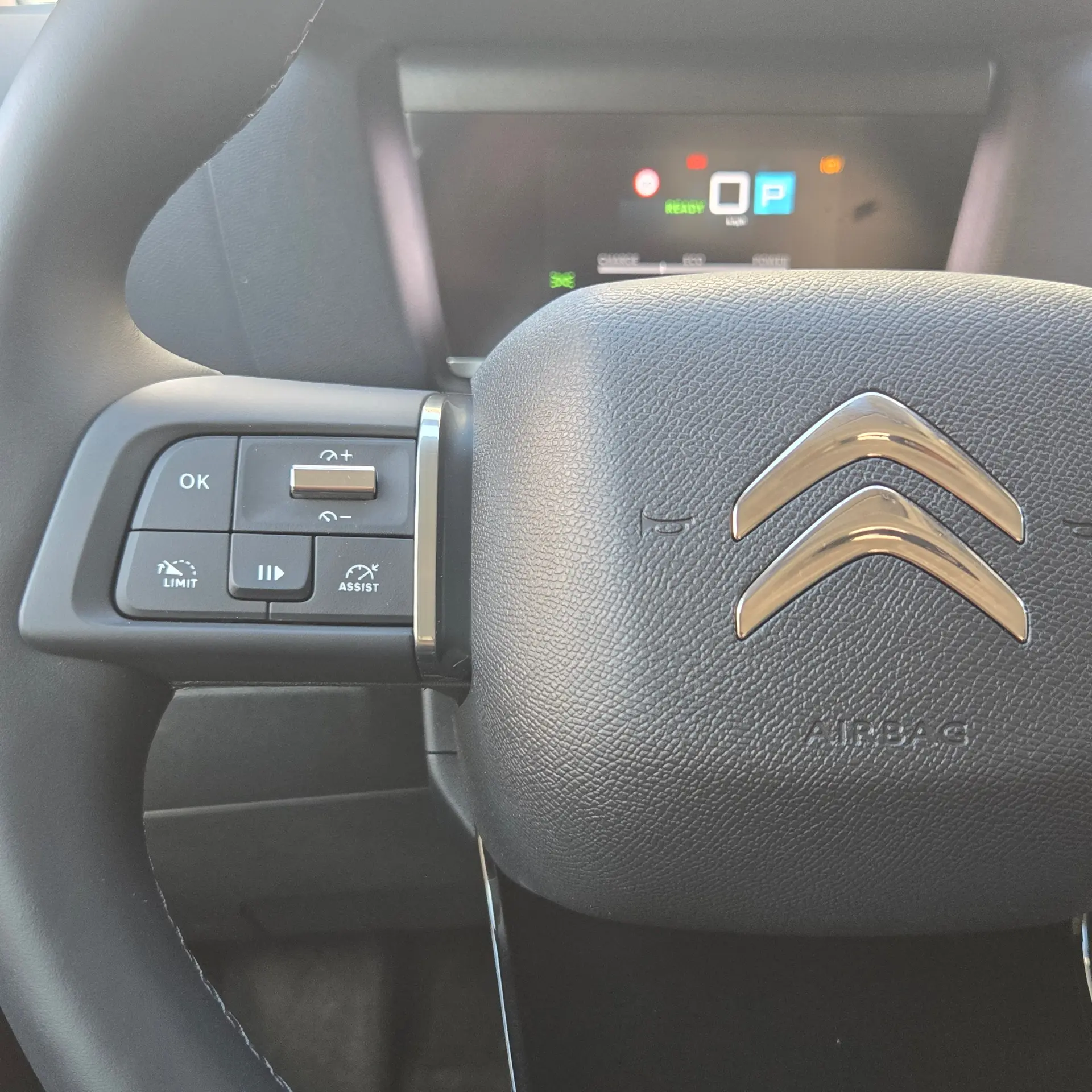 Citroen e-C4 50 kWh Feel Pack 11