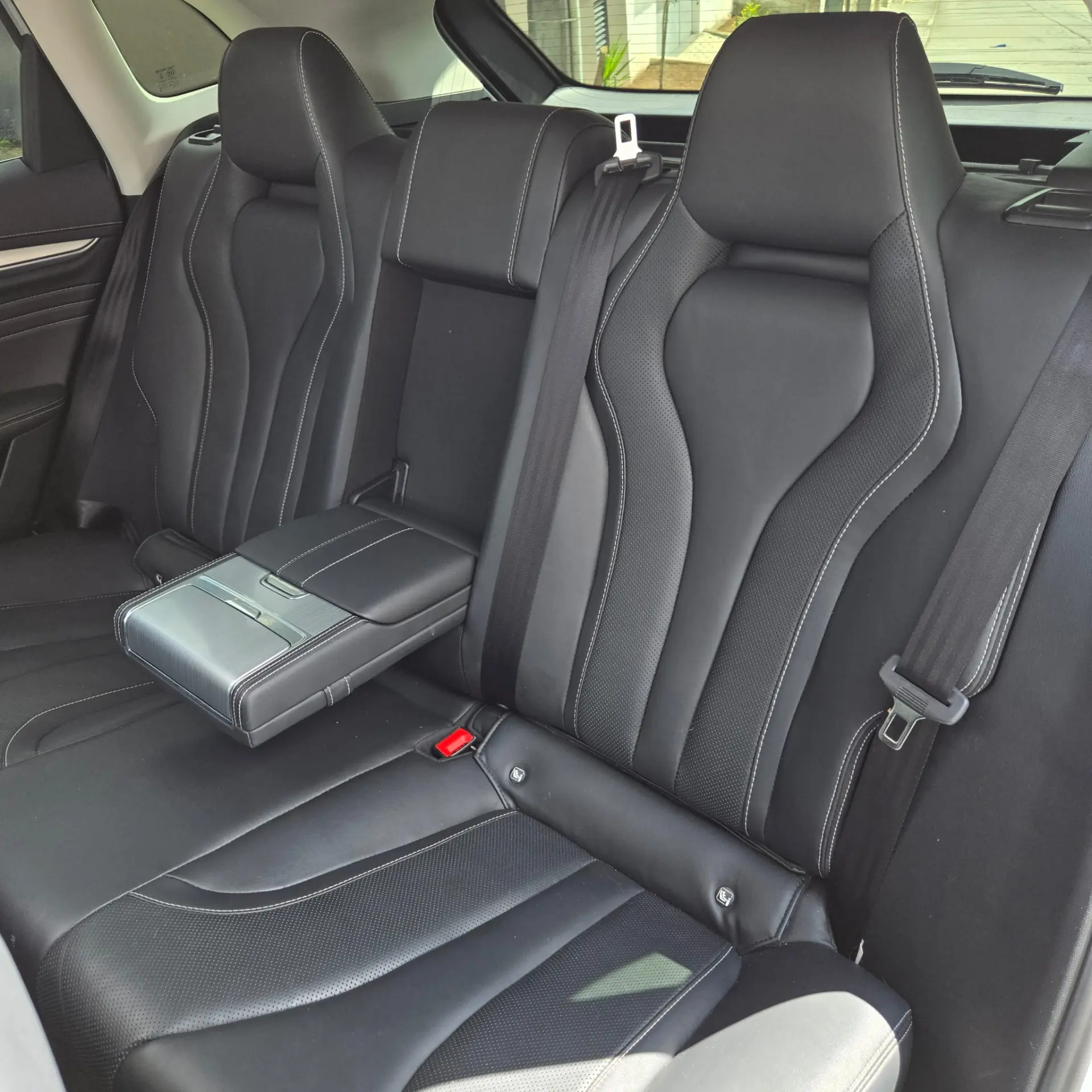 MG Marvel R MG Marvel Luxury 25