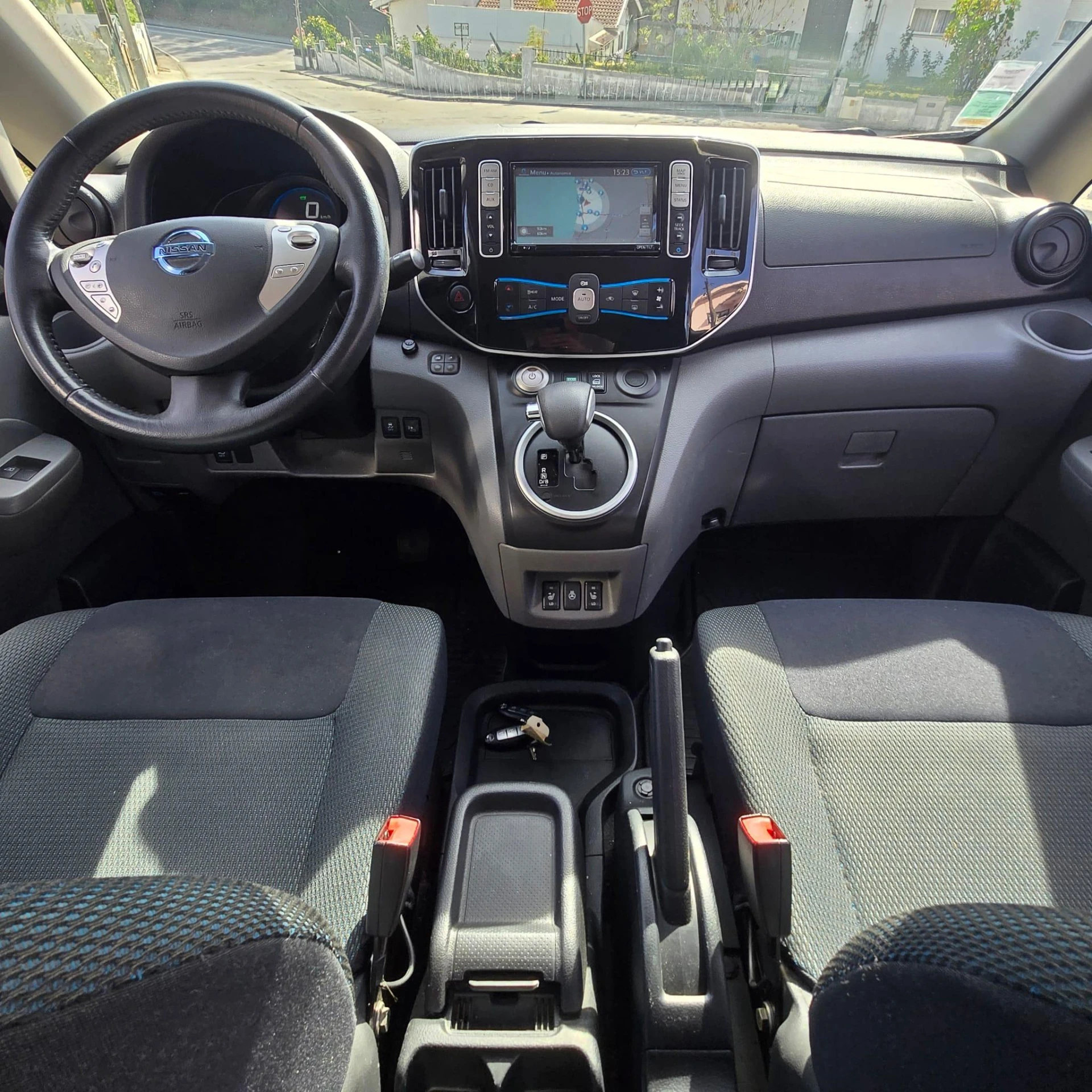 Nissan e-NV200 Evalia 5L Navegador 26