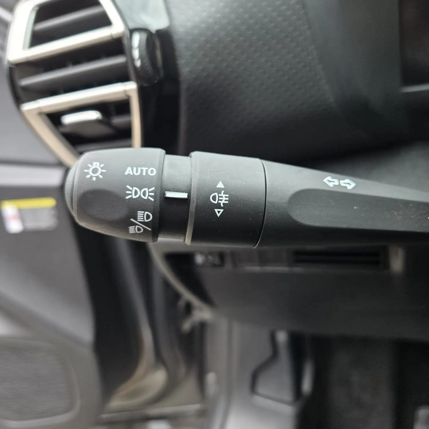 Citroen e-C4 136 PLUS 10