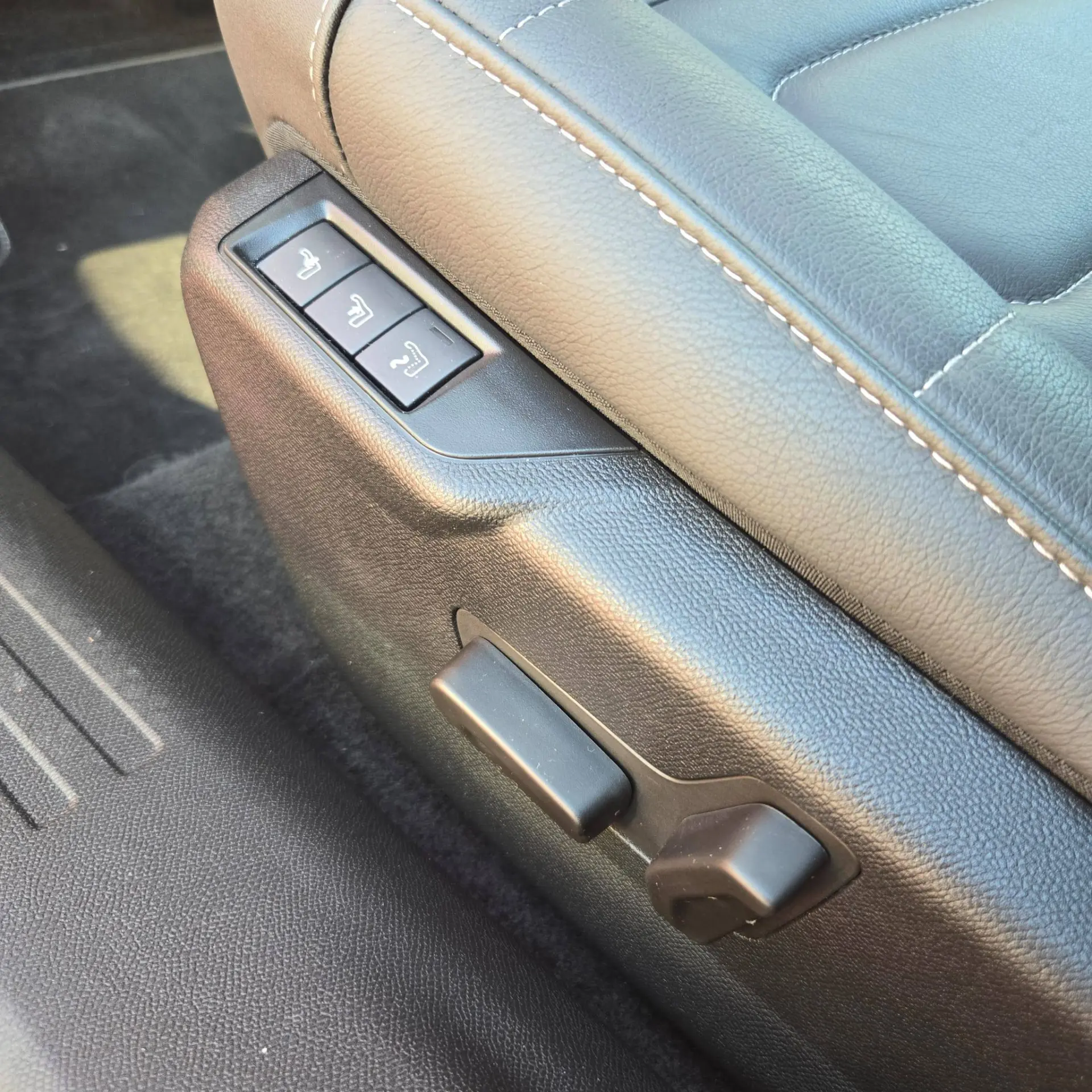 Citroen e-C4 50 kWh Shine 12