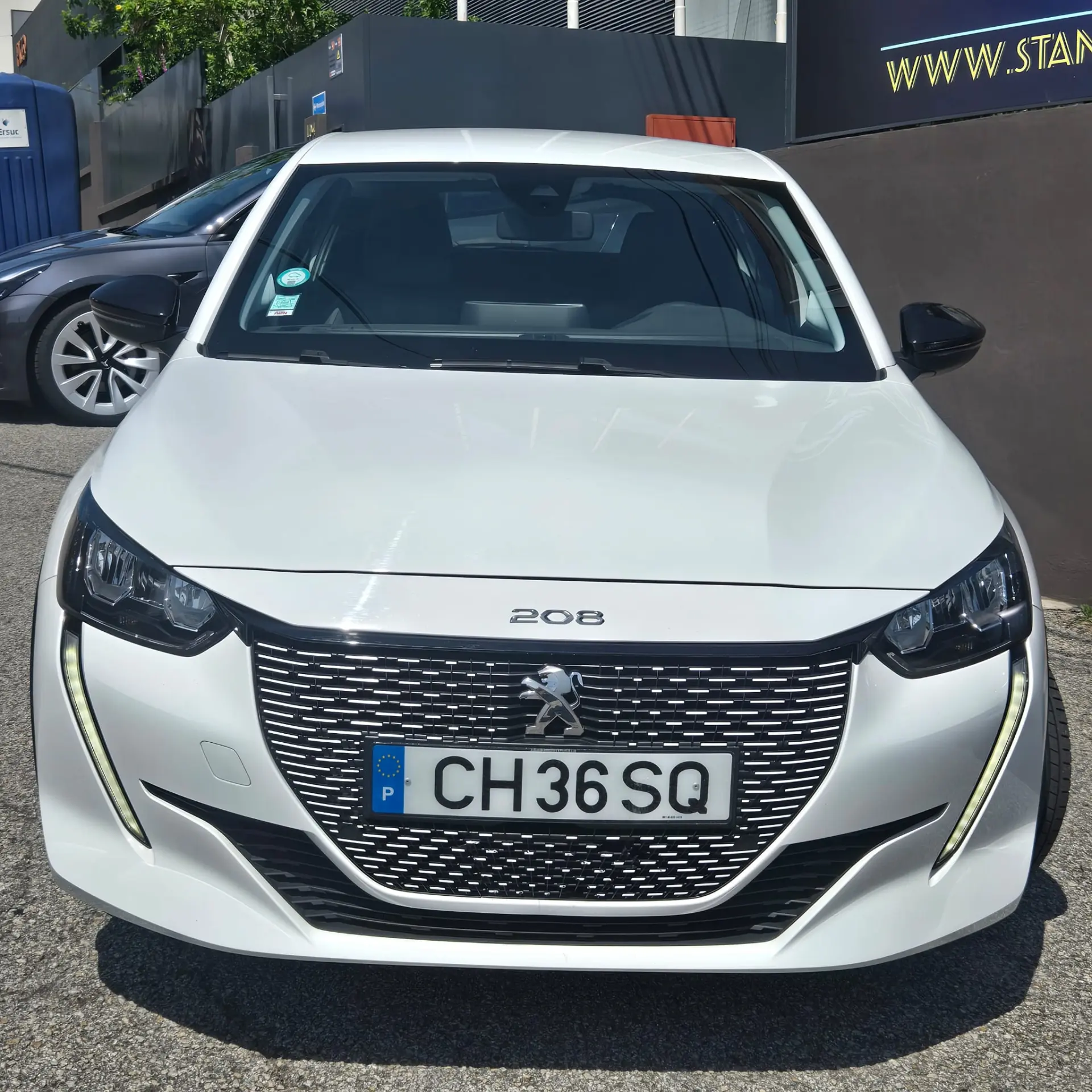 Peugeot e-208 50 kWh Allure ( COMERCIAL ) 2