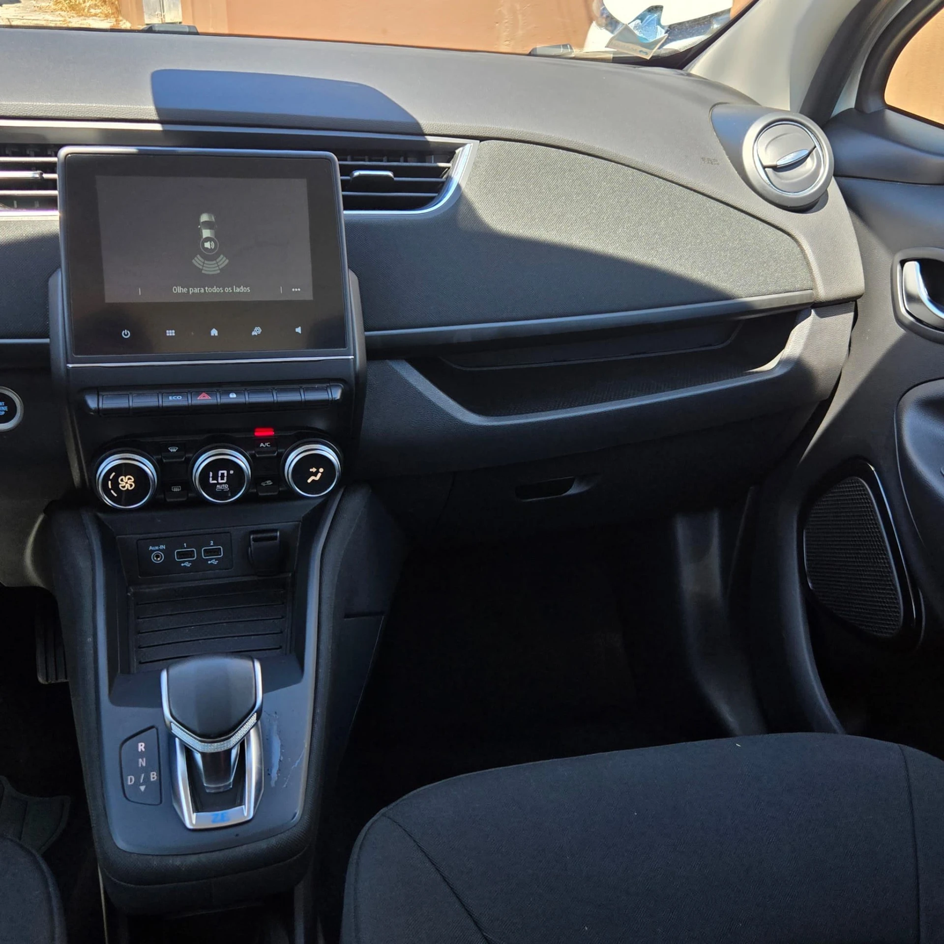 Renault Zoe ( C/ Baterias)  Life 50KW 9