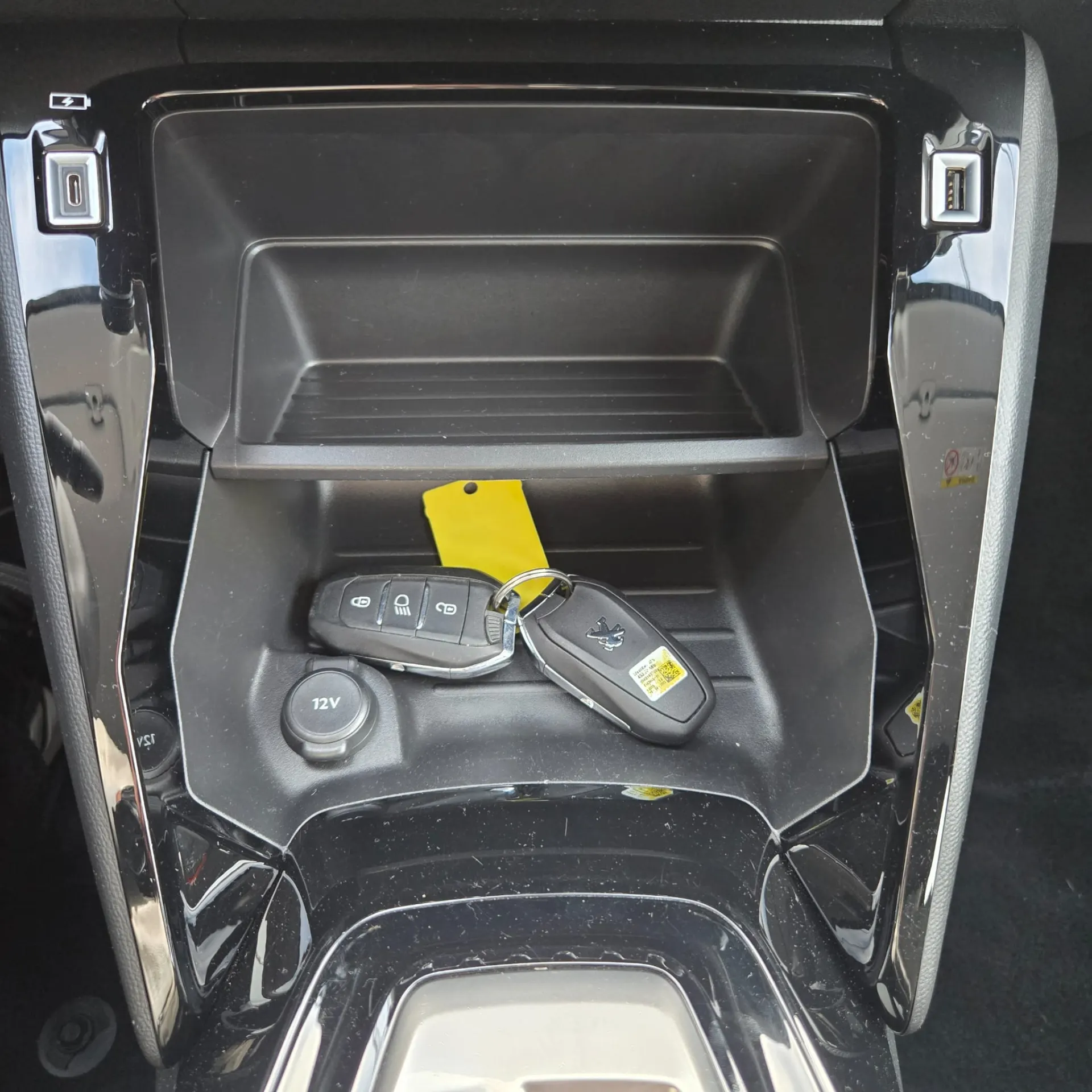 Peugeot e-208 50 kWh Active 24