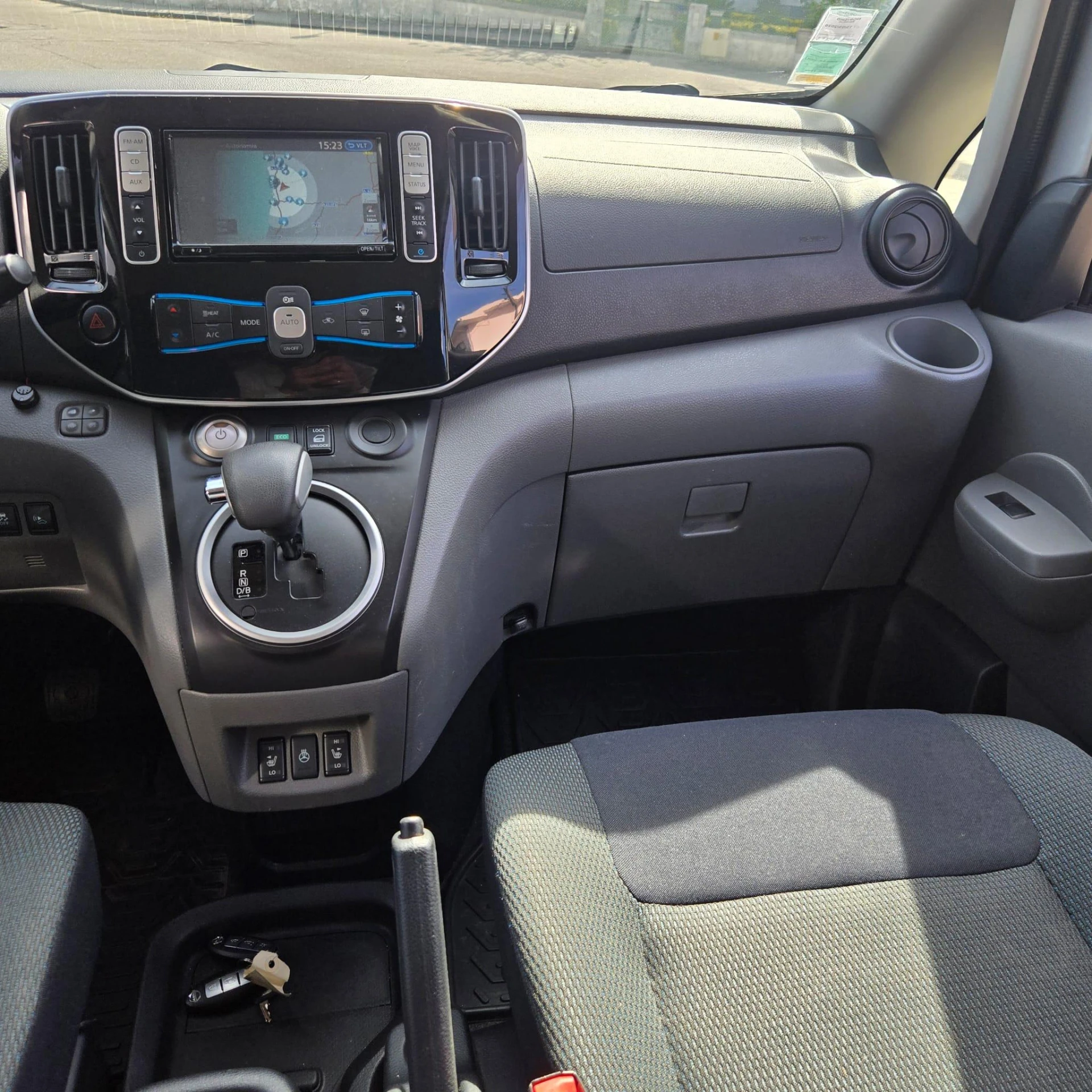 Nissan e-NV200 Evalia 5L Navegador 29