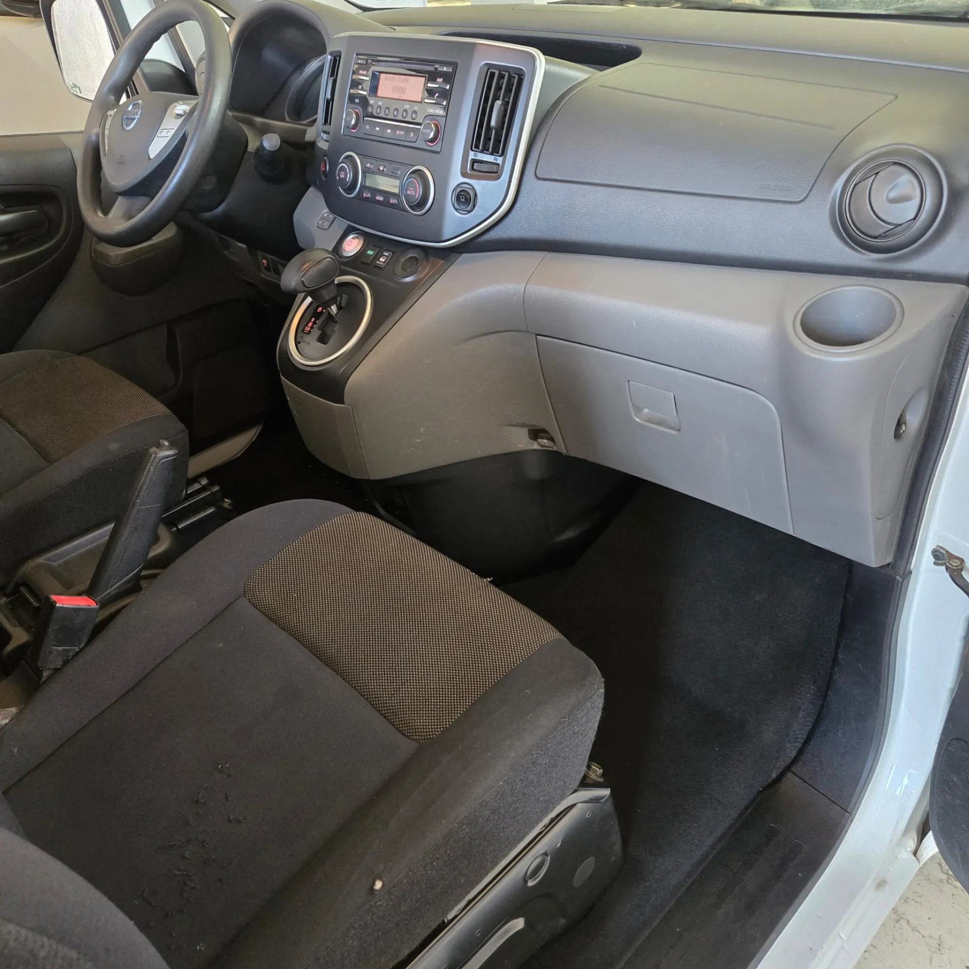 Nissan e-NV200 Evalia NV200 Caixa Hidralica 14