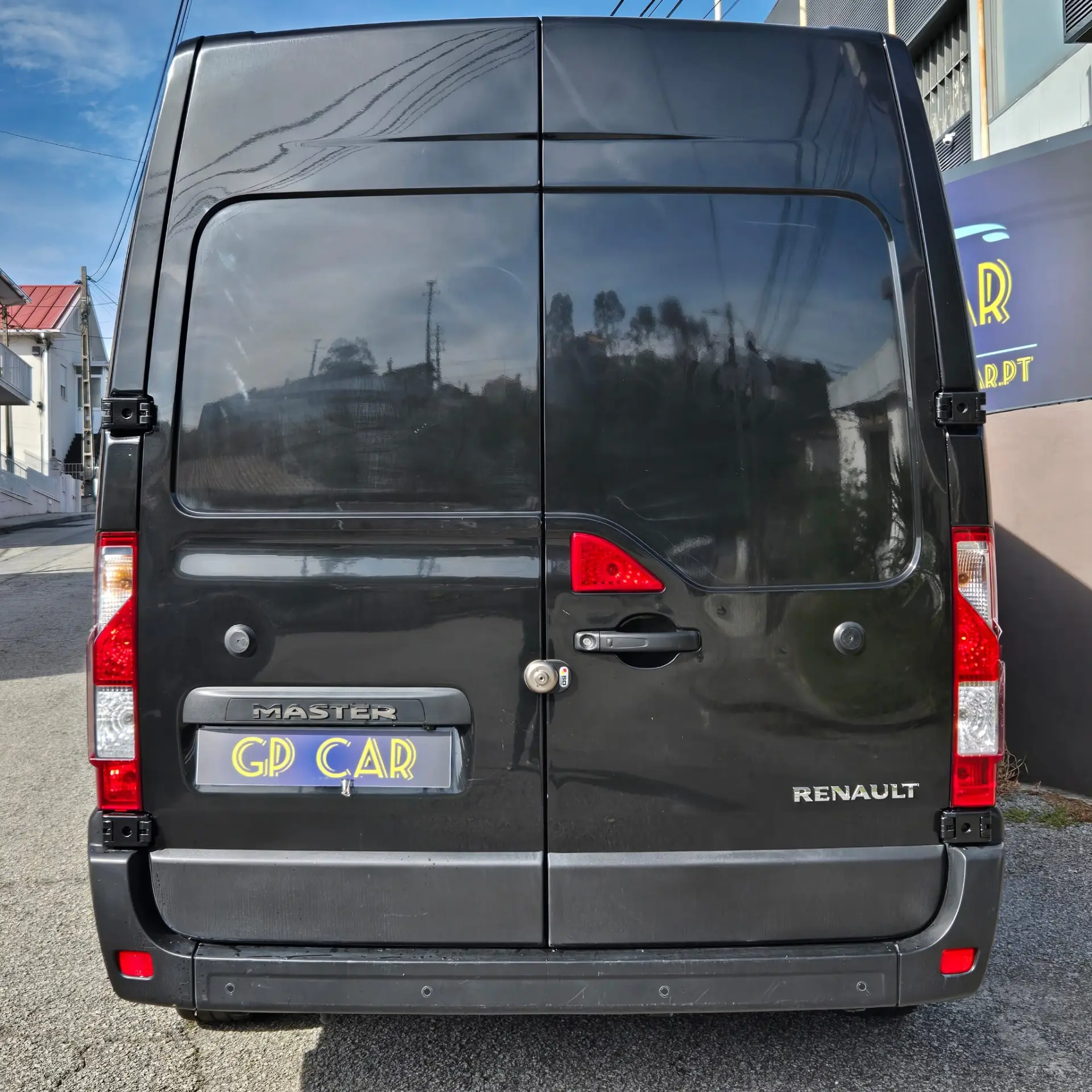Renault Master E-Tech L3H2 Advance Autonomia Urbana 4