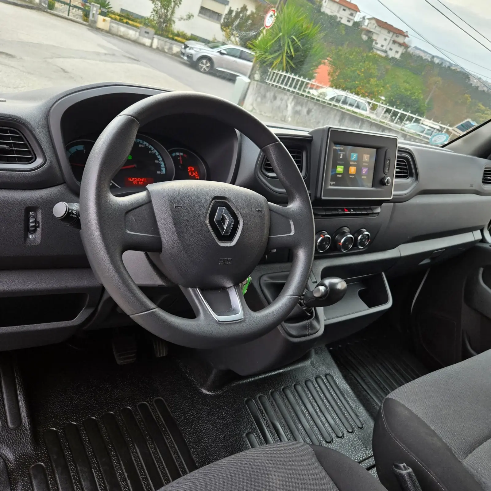 Renault Master E-Tech L2H2 3T5 Advance Autonomia Urbana 6