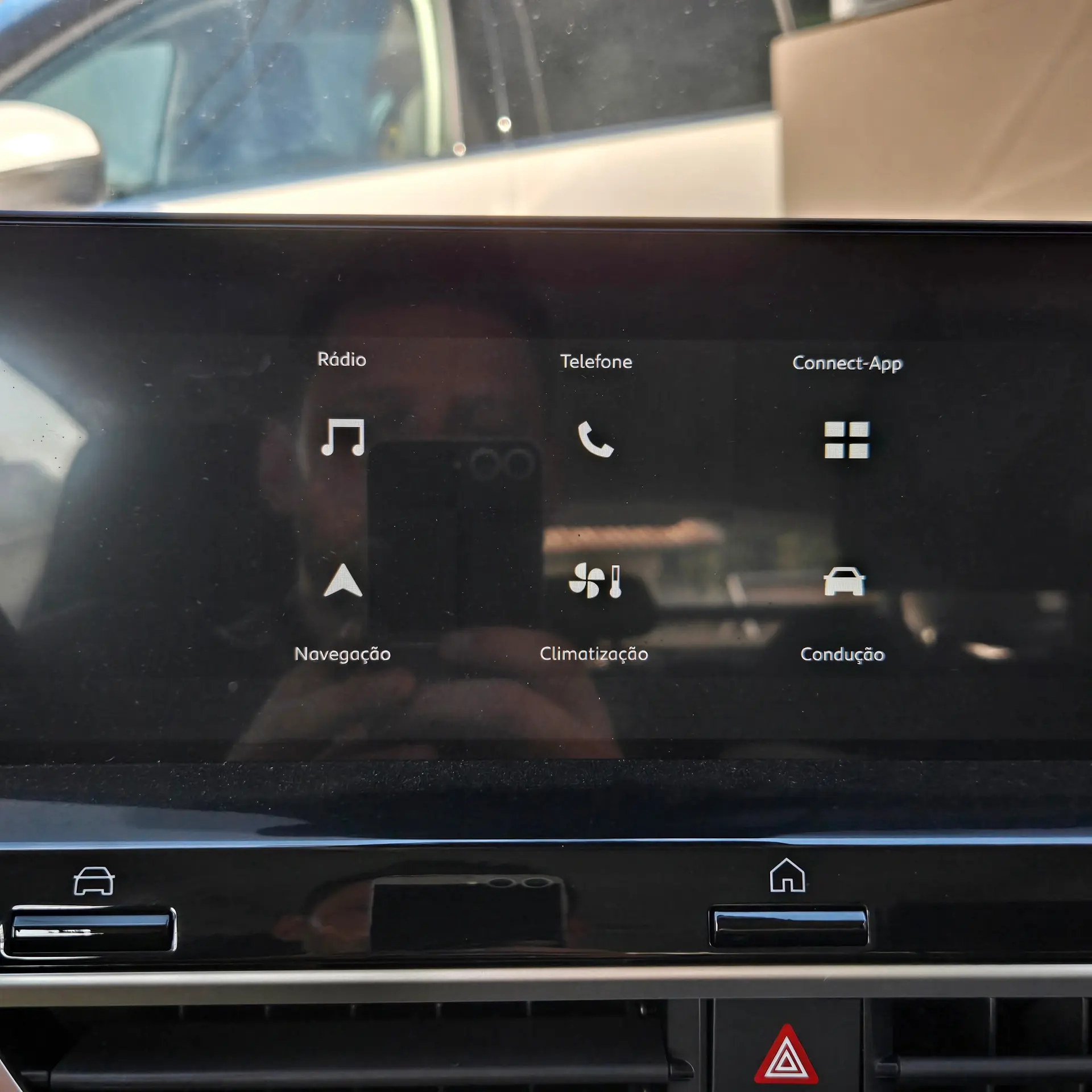 Citroen e-C4 50 kWh Live Pack 11