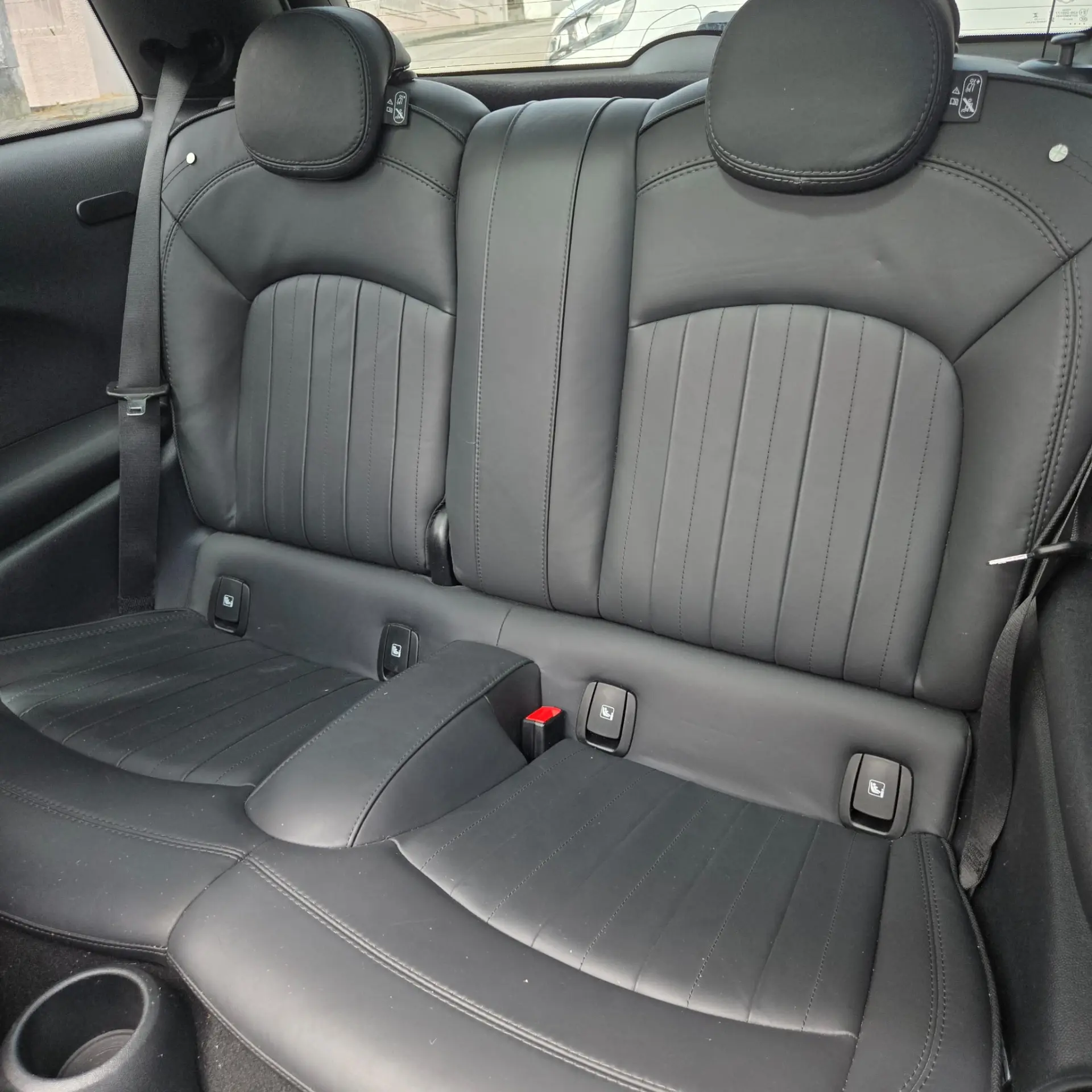 MINI 3 Portas Cooper SE Premium P. Resolute Edition 33