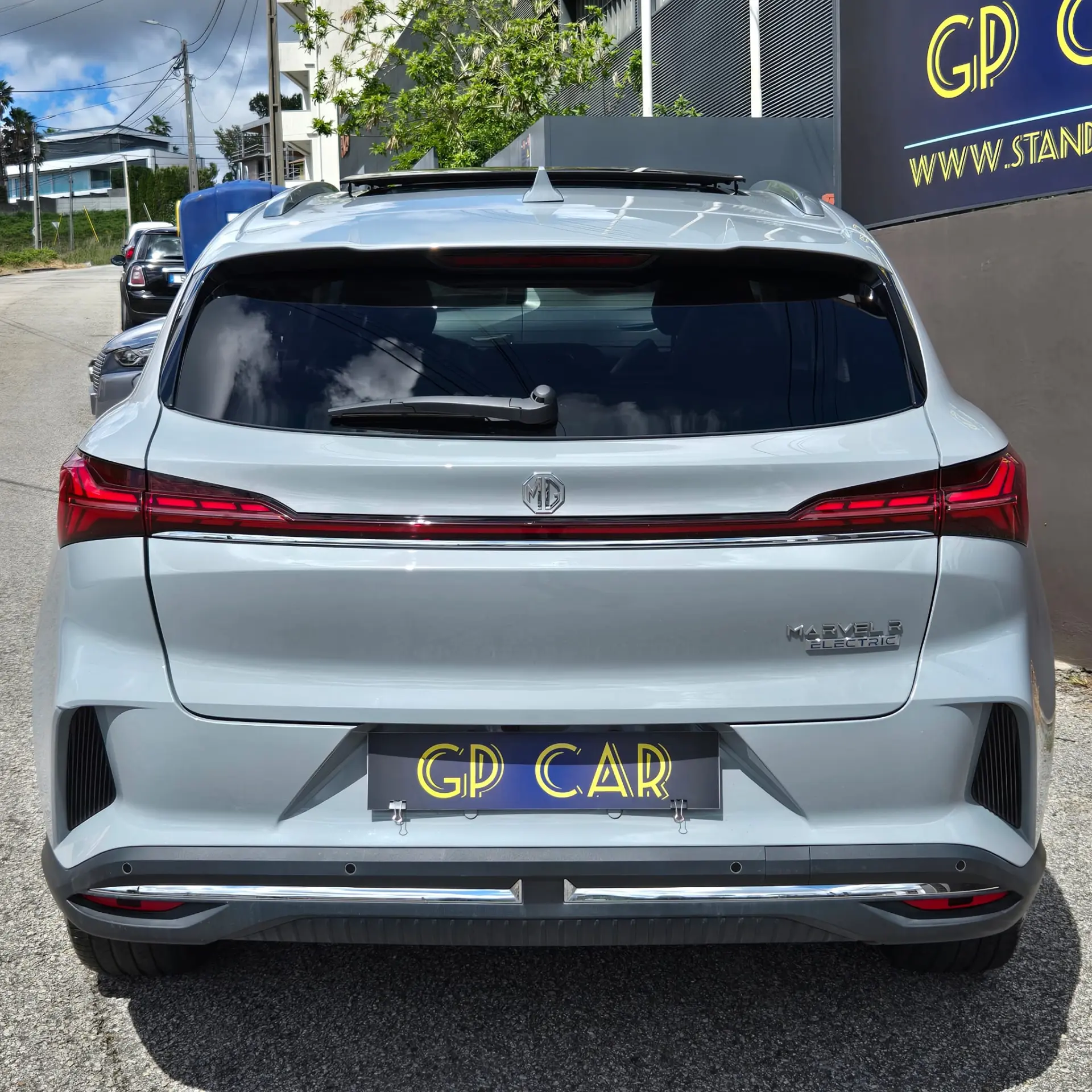 MG Marvel R MG Marvel Luxury 5