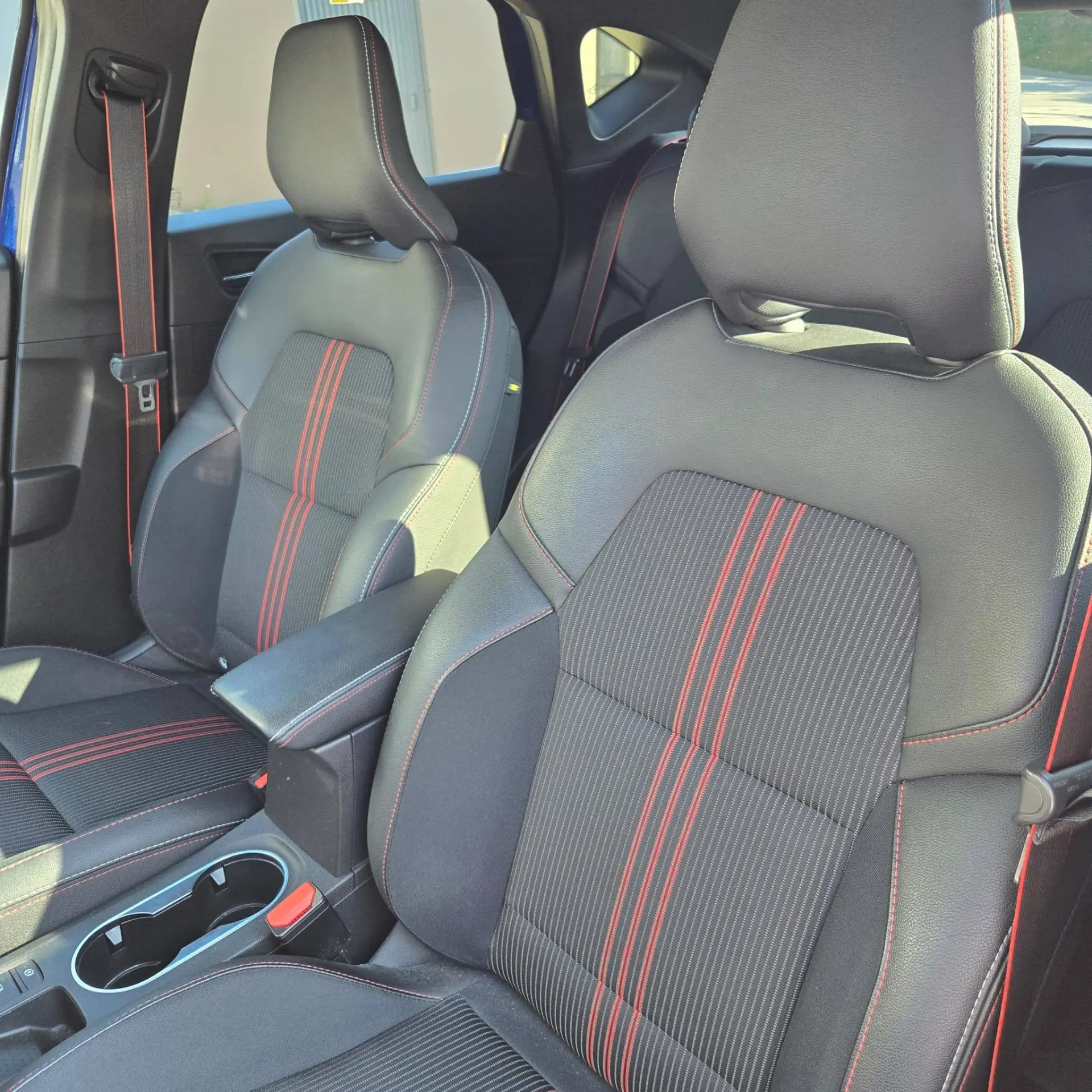 Renault Captur 1.6 R.S. LINE E-Tech Full Hybrid 13