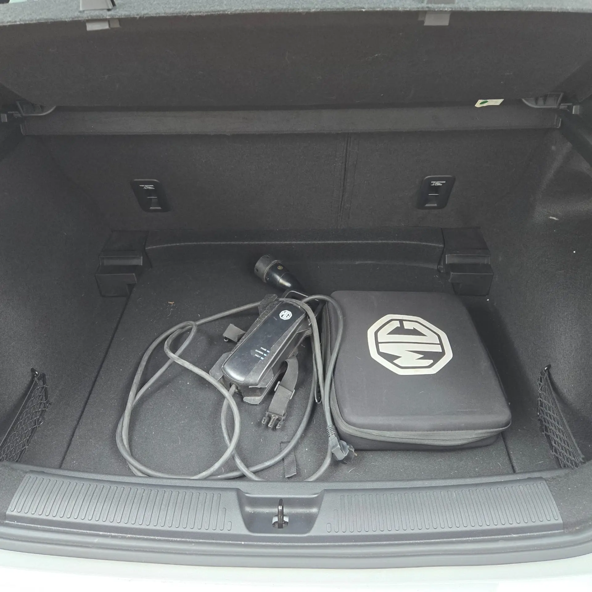 MG MG4 64 kWh Luxury 23