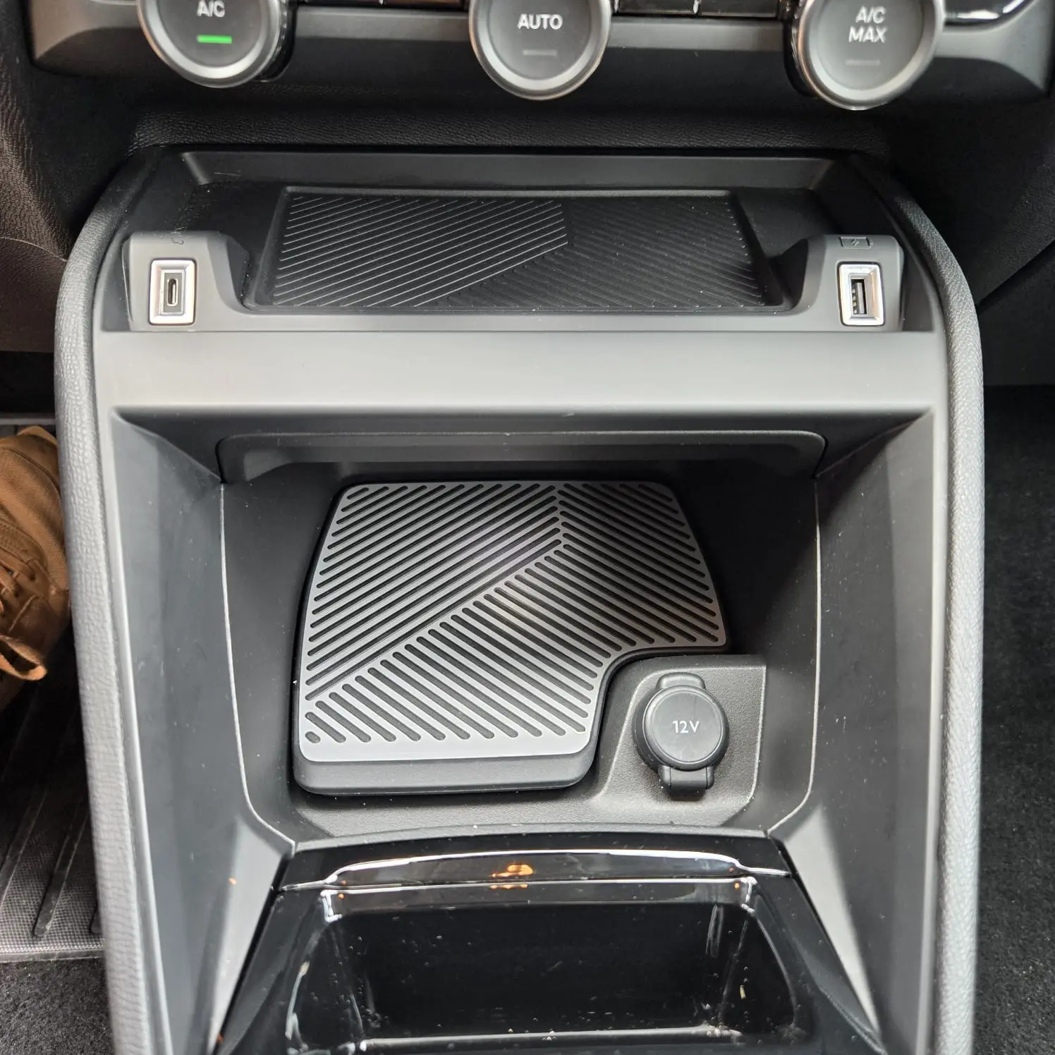 Citroen e-C4 136 PLUS 18