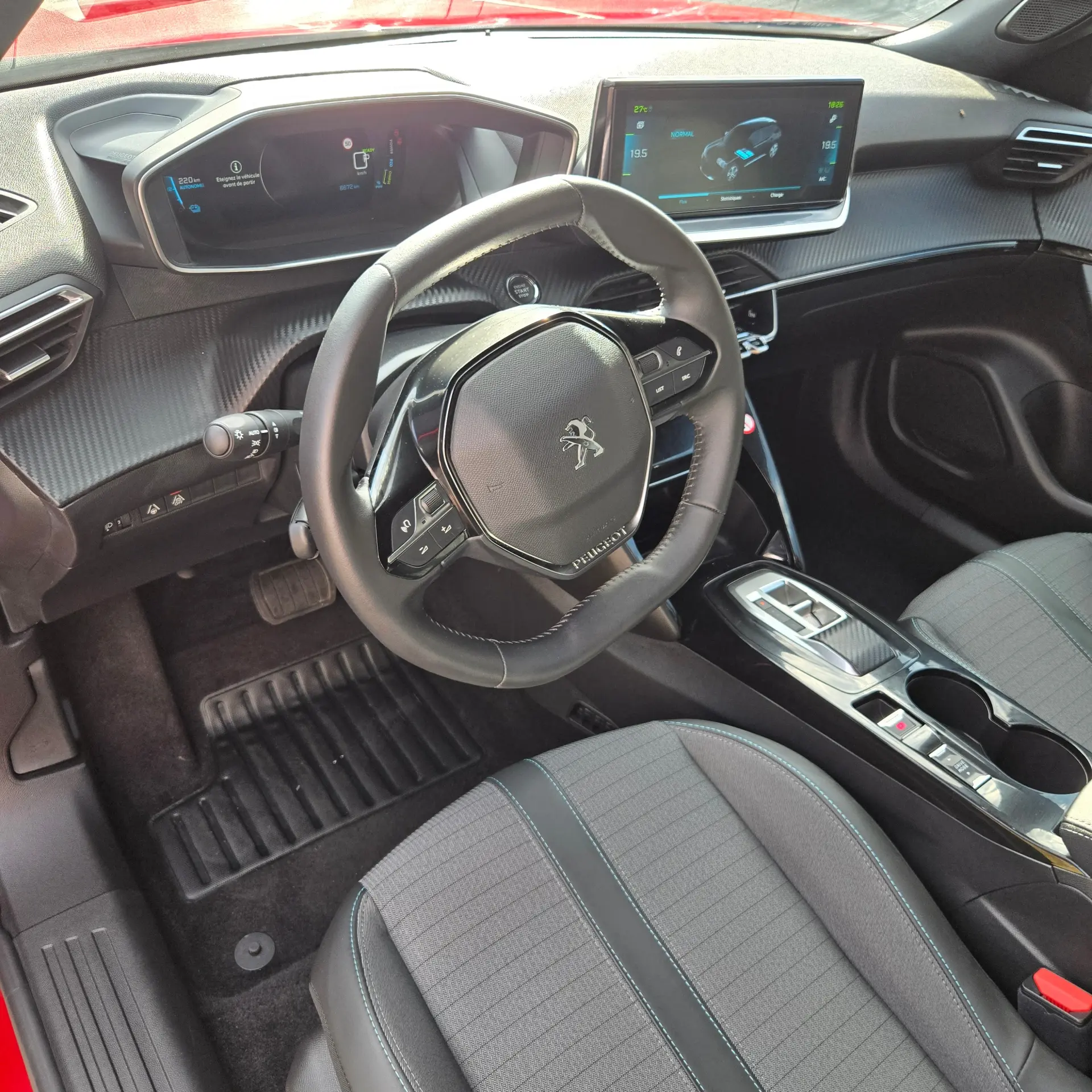 Peugeot e-2008 50 kWh Allure Pack 8