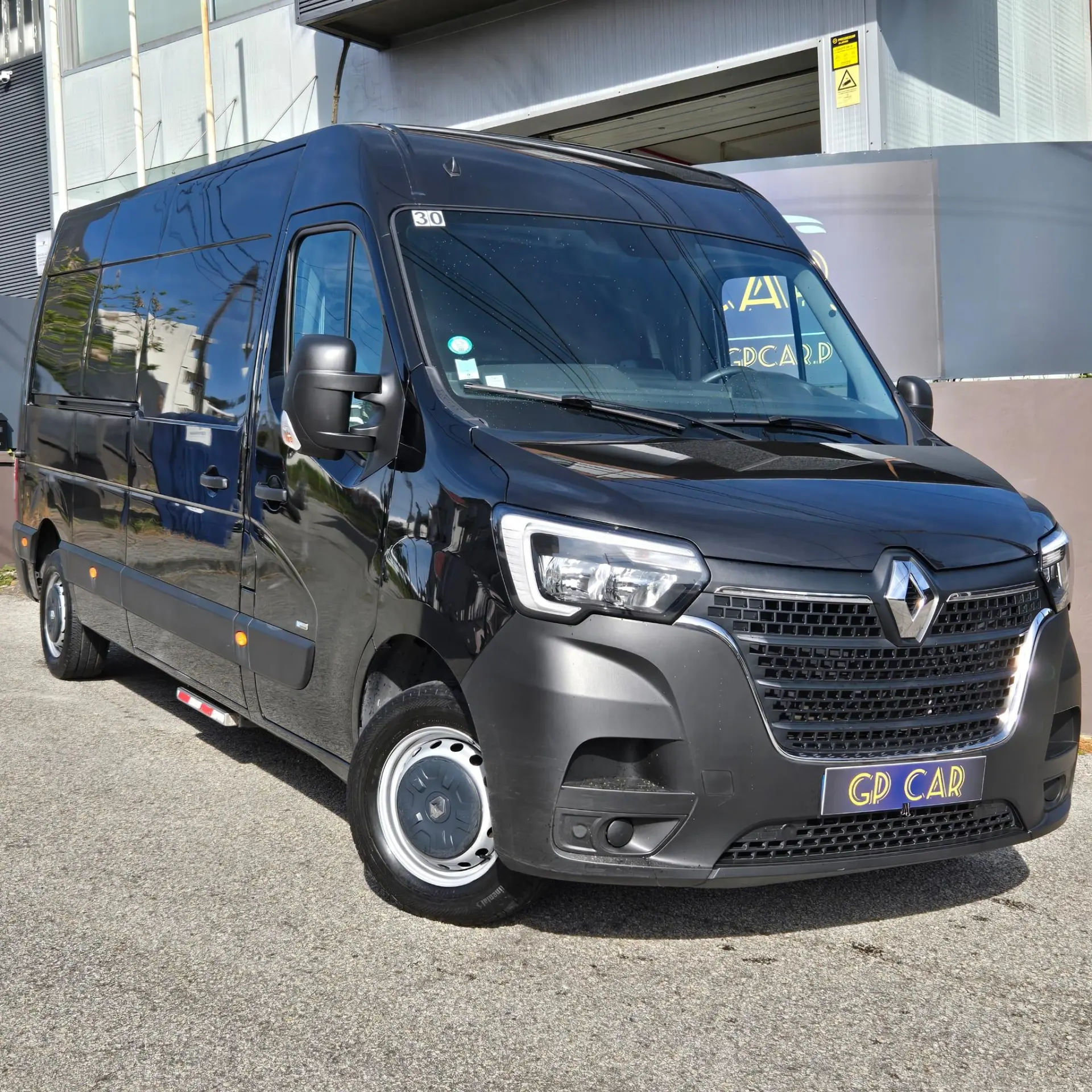 Renault Master E-Tech L3H2 Advance Autonomia Urbana 1