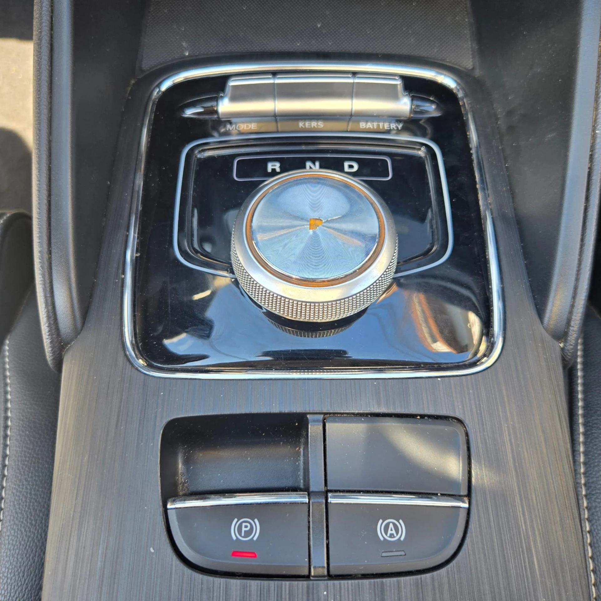 MG ZS 44.5 kWh Luxury 21