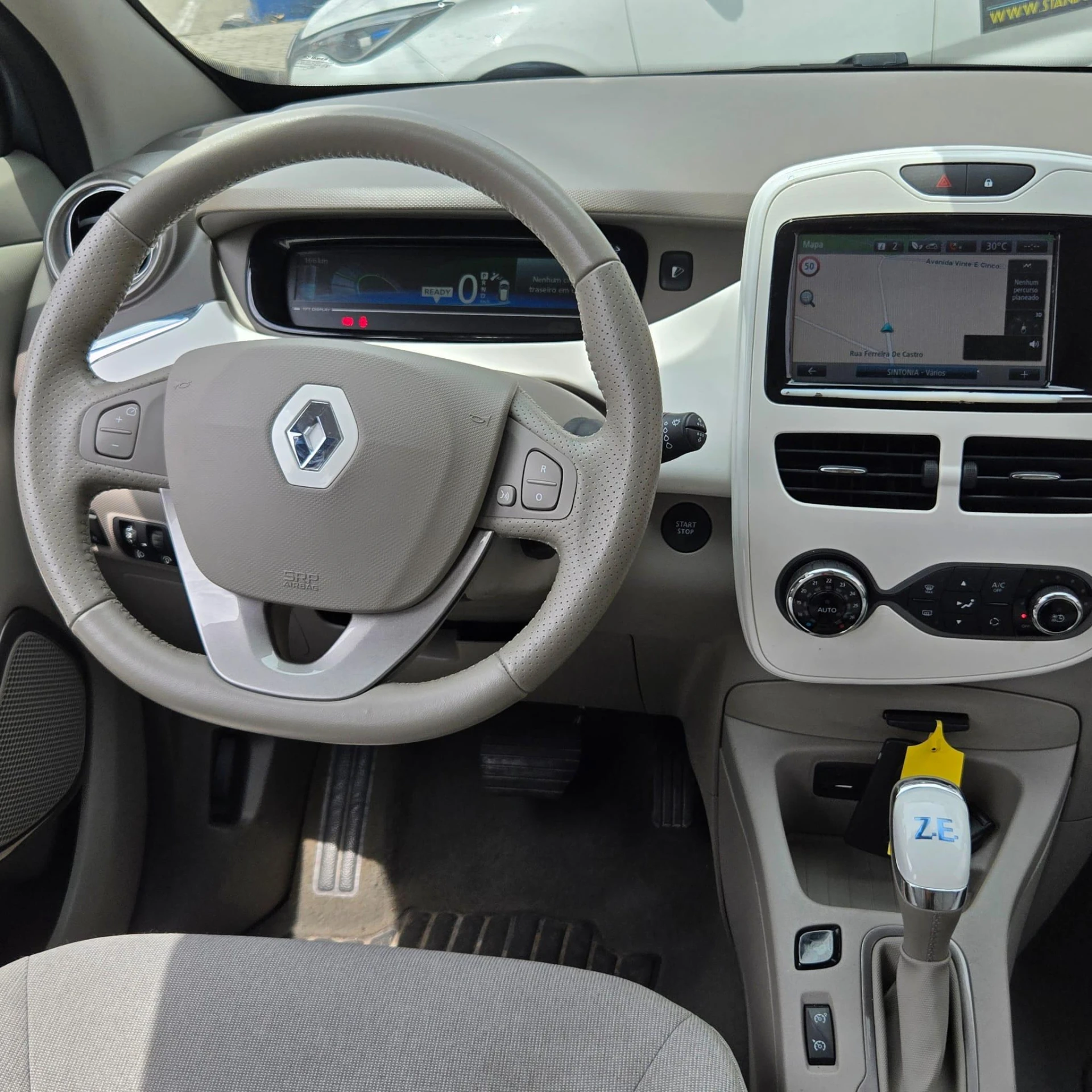 Renault Zoe R90 Zen 40KW 9