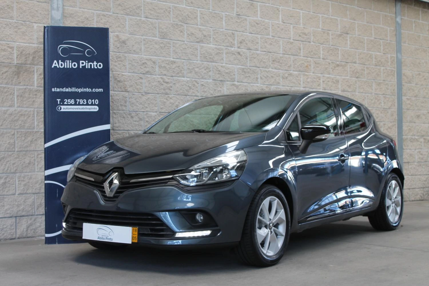 Renault Clio 0.9 TCE Limited 1