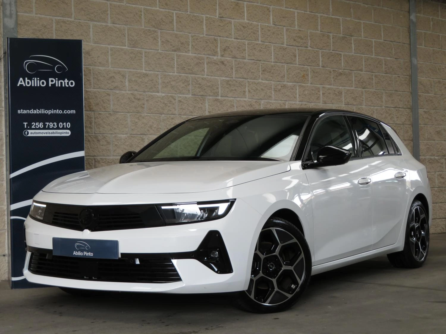 Opel Astra 1.5 D GS LINE 1