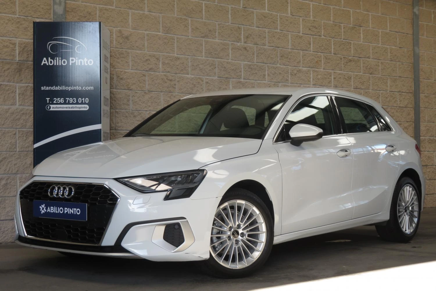 Audi A3 Sportback 30 TFSI Advanced S tronic 1