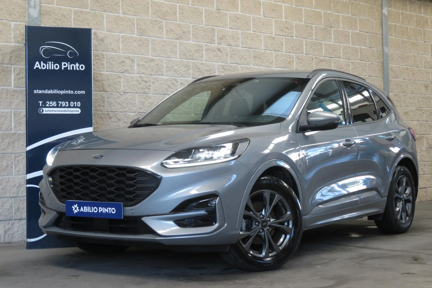 Ford Kuga 1.5 EcoBoost ST-Line 1